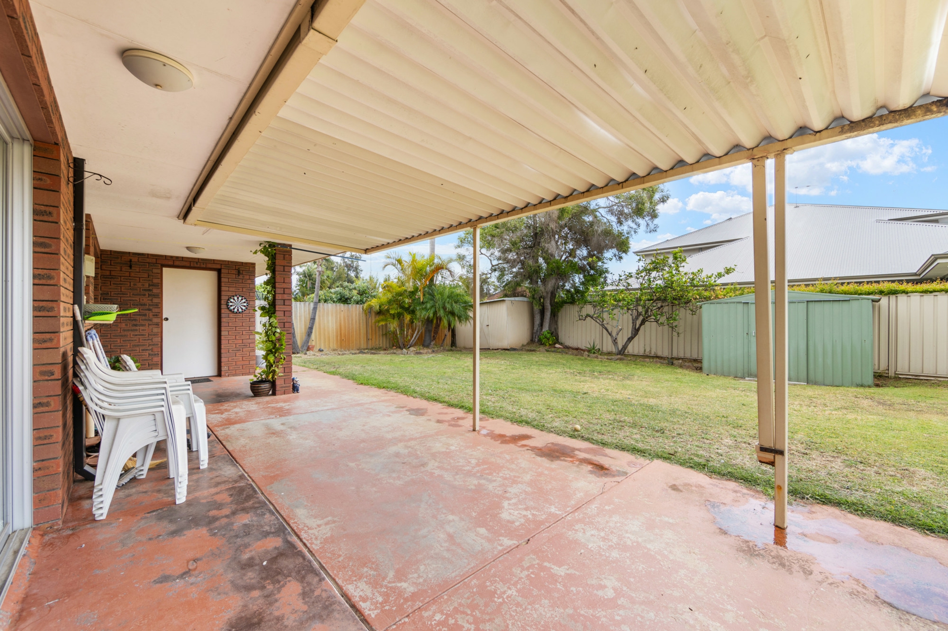 8 Panamuna Drive, WILLETTON