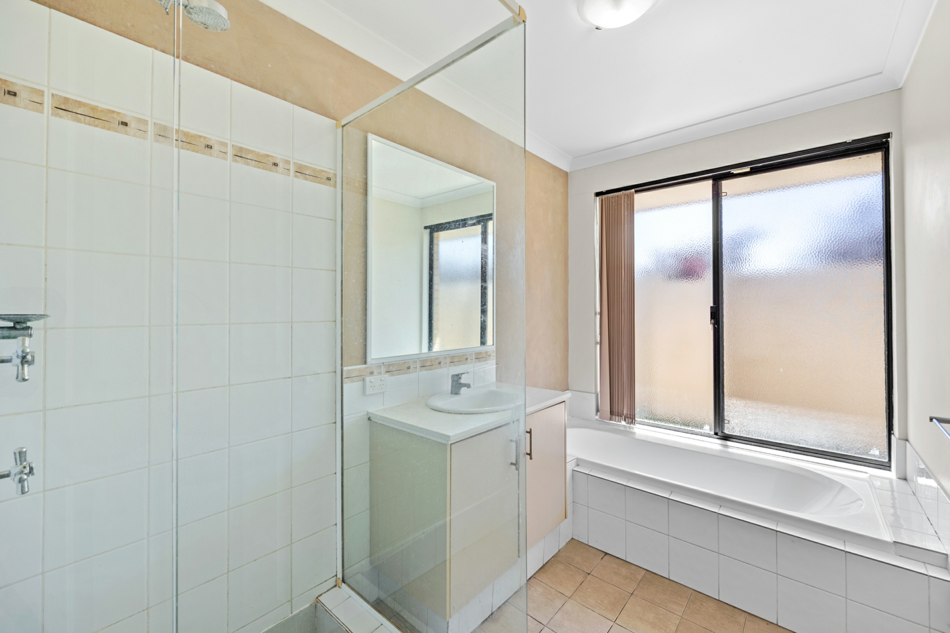 1 Tongaroo Boulevard, SUCCESS