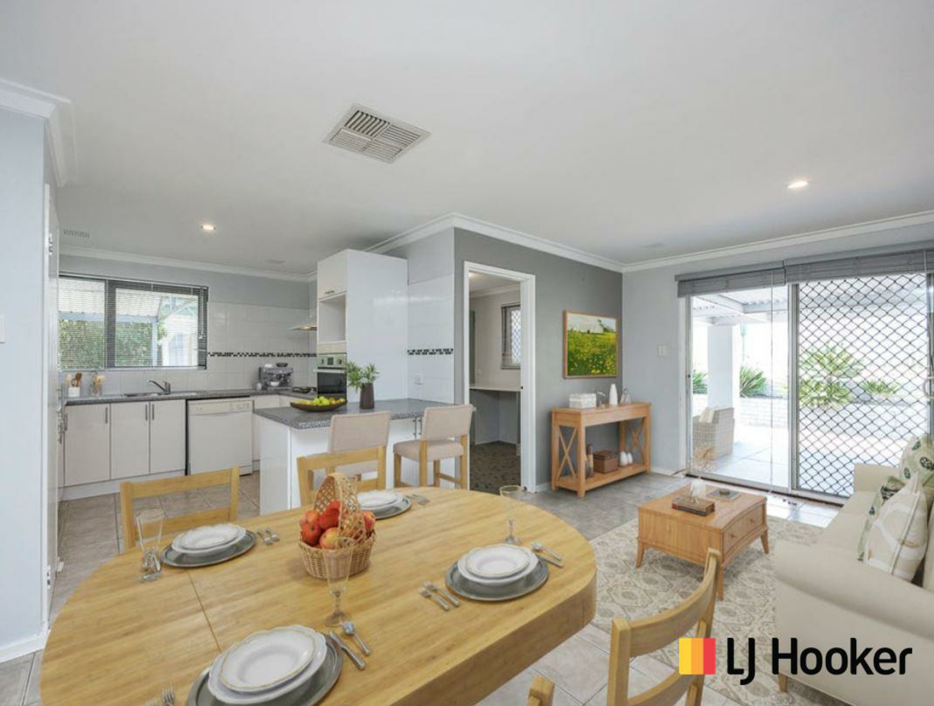 384 Warwick Road, WARWICK