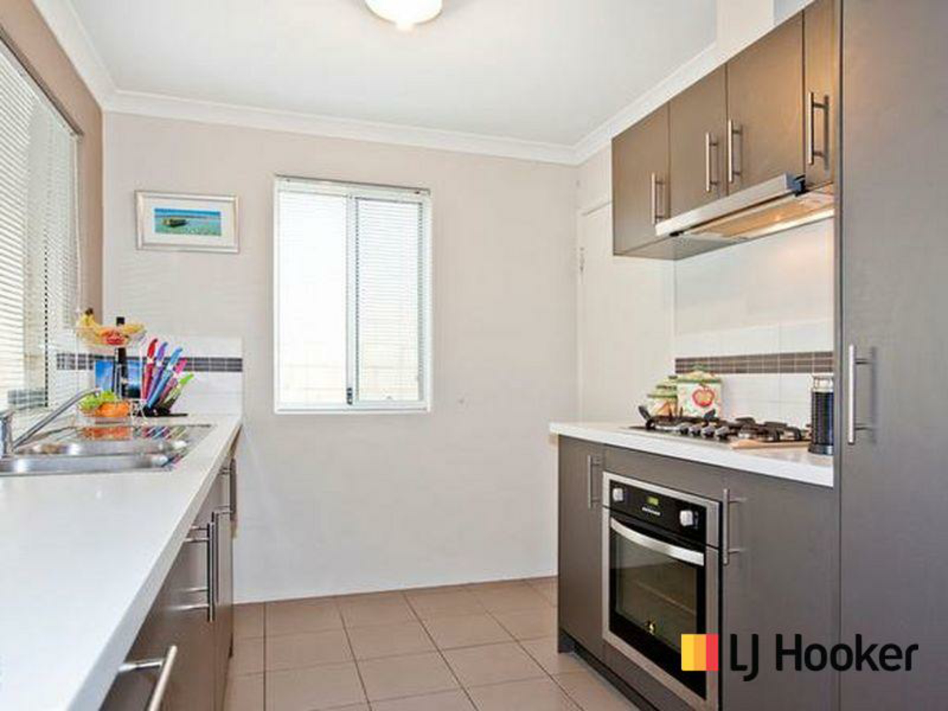 34 Peppermint Gardens, AUBIN GROVE