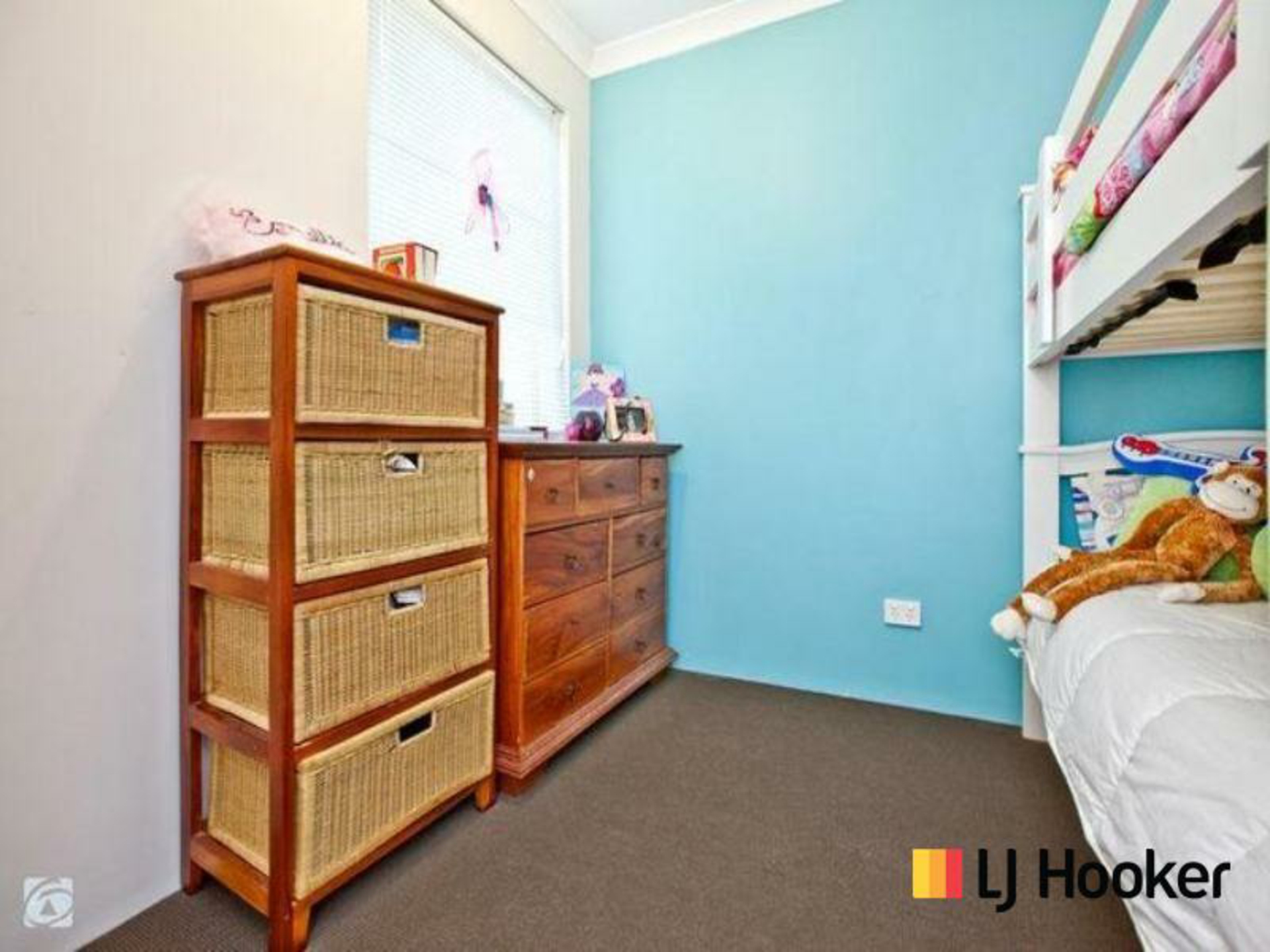 34 Peppermint Gardens, AUBIN GROVE