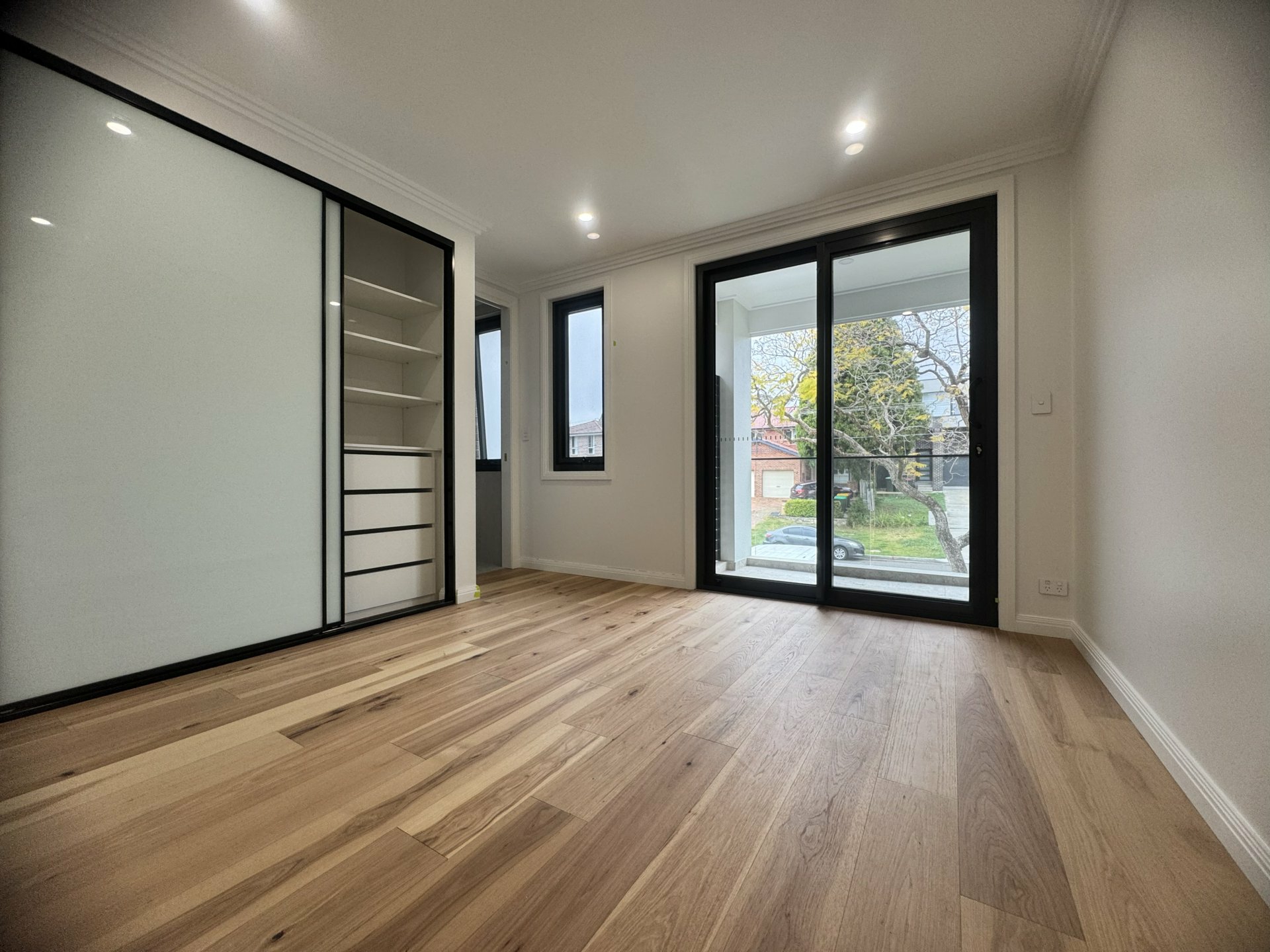 24A Longview Road — photo 4 of 9