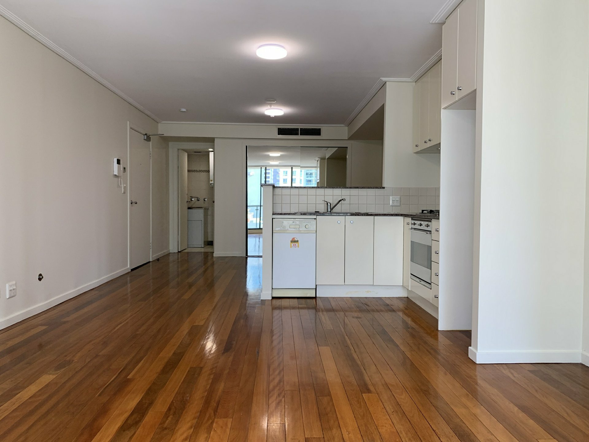 Apartment 3107/393 Pitt Street — photo 3 of 8