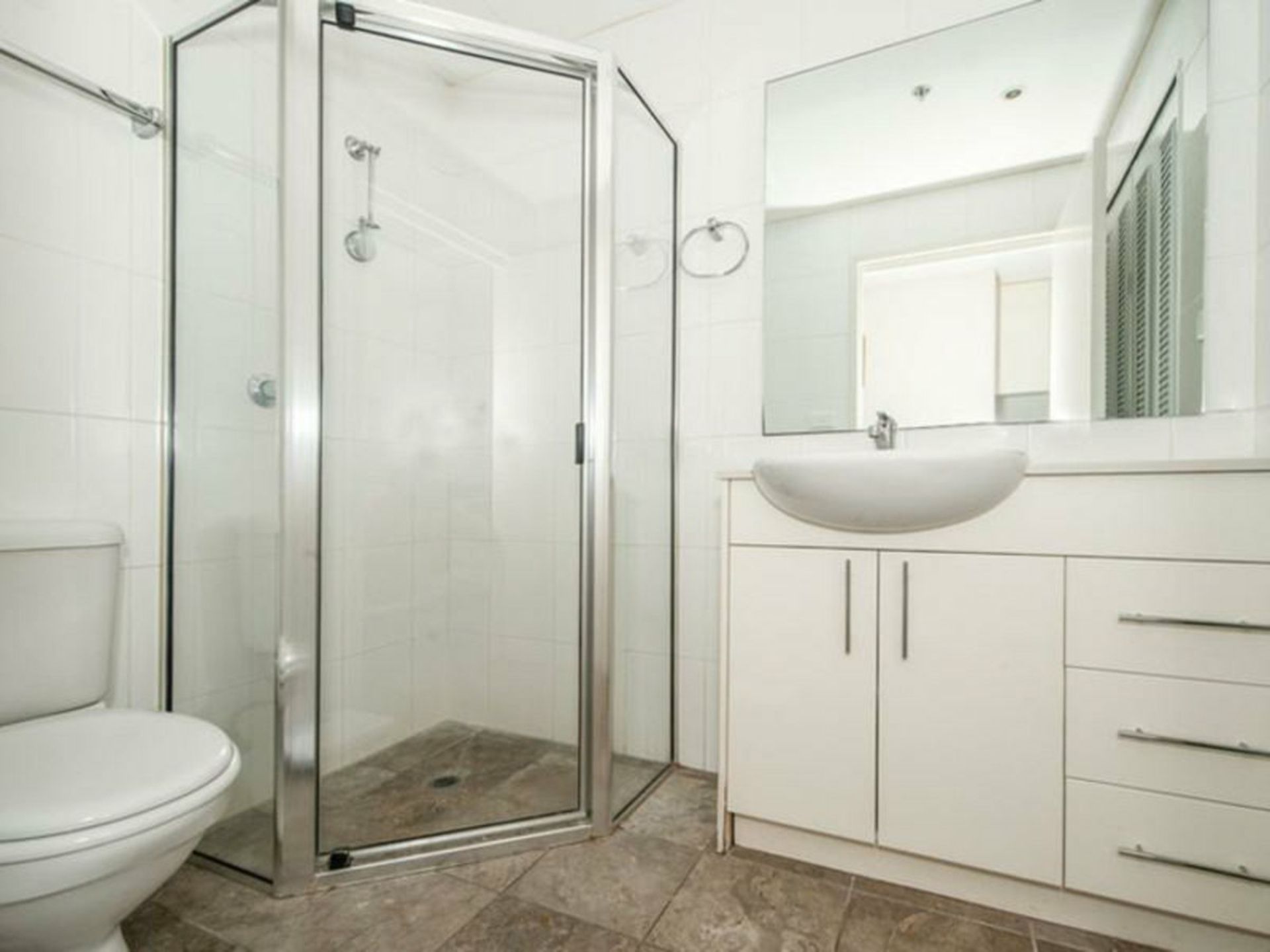 Unit 144/2-8 Dixon Street — photo 3 of 5