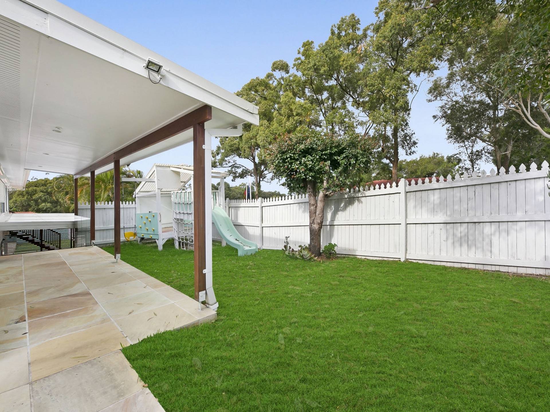 8 Ridgeway Avenue, SOUTHPORT