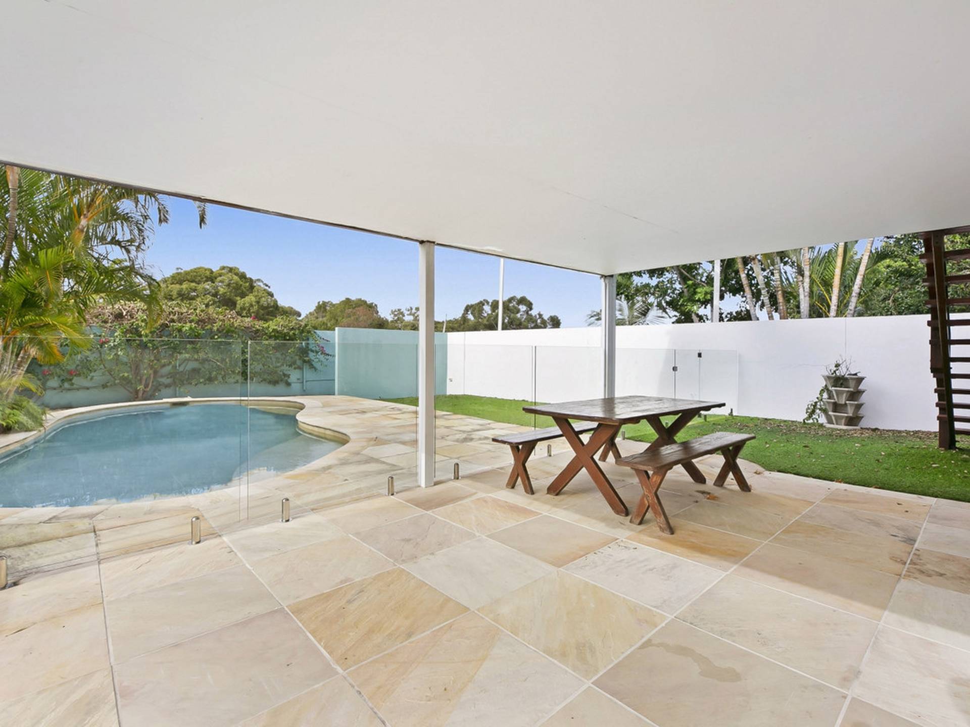8 Ridgeway Avenue, SOUTHPORT