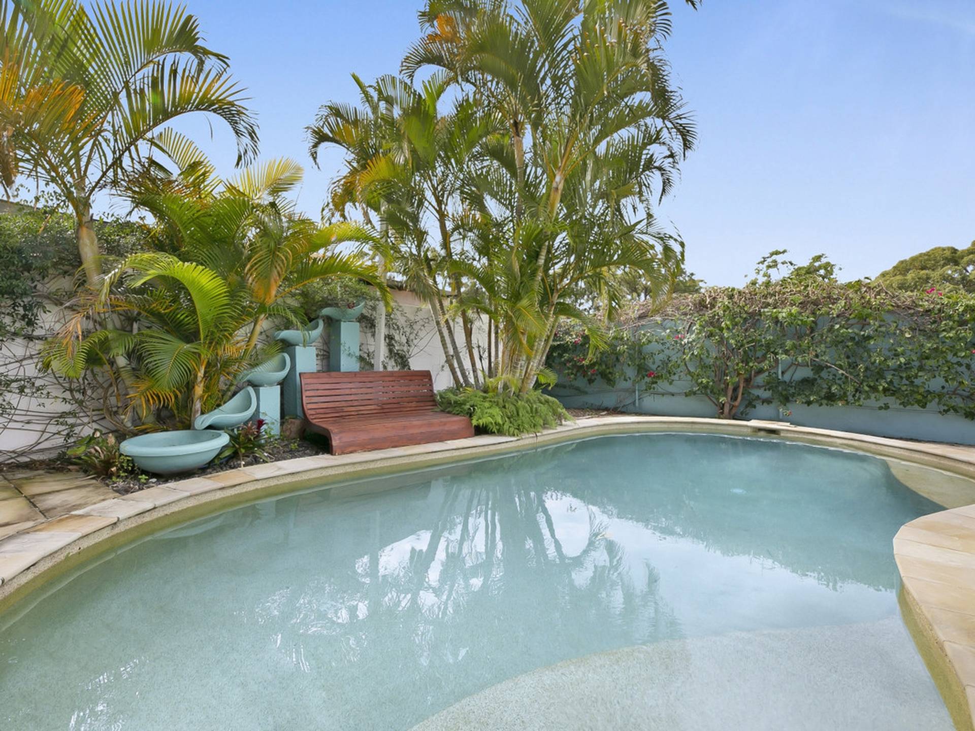 8 Ridgeway Avenue, SOUTHPORT