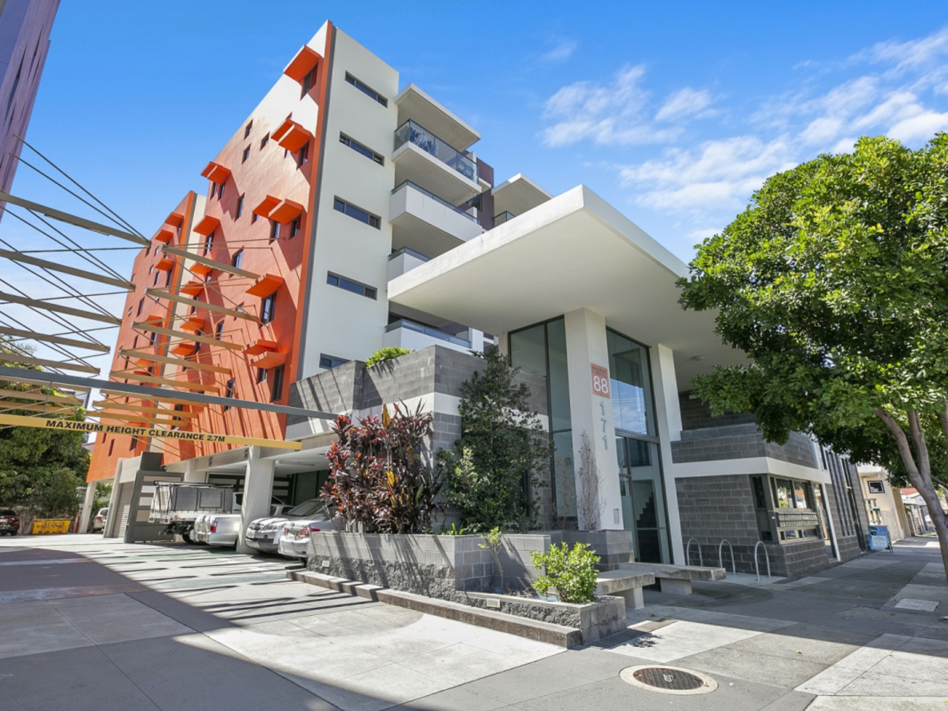 12/171 Scarborough Street Southport QLD