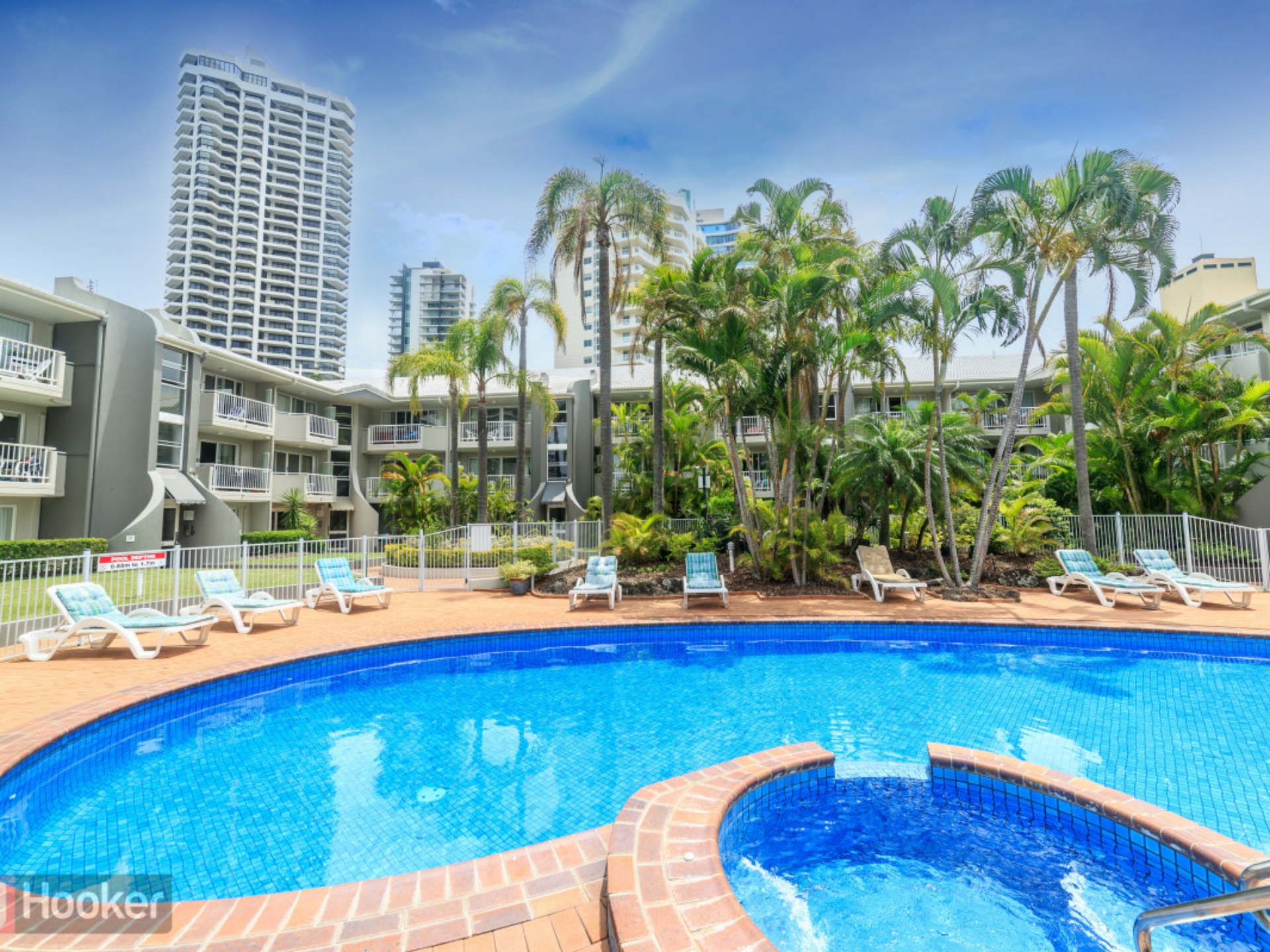22/11 Breaker Street, Main Beach