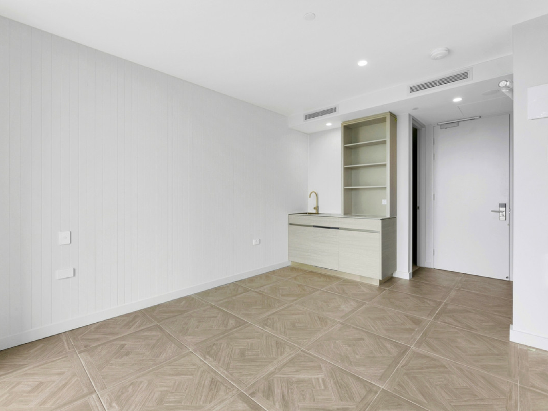 Studio -*14 & *15/24 Queen Street, SOUTHPORT