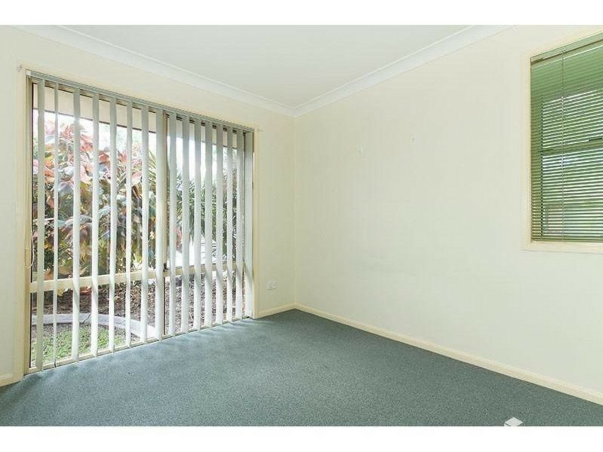 145/125 Hansford Road, COOMBABAH