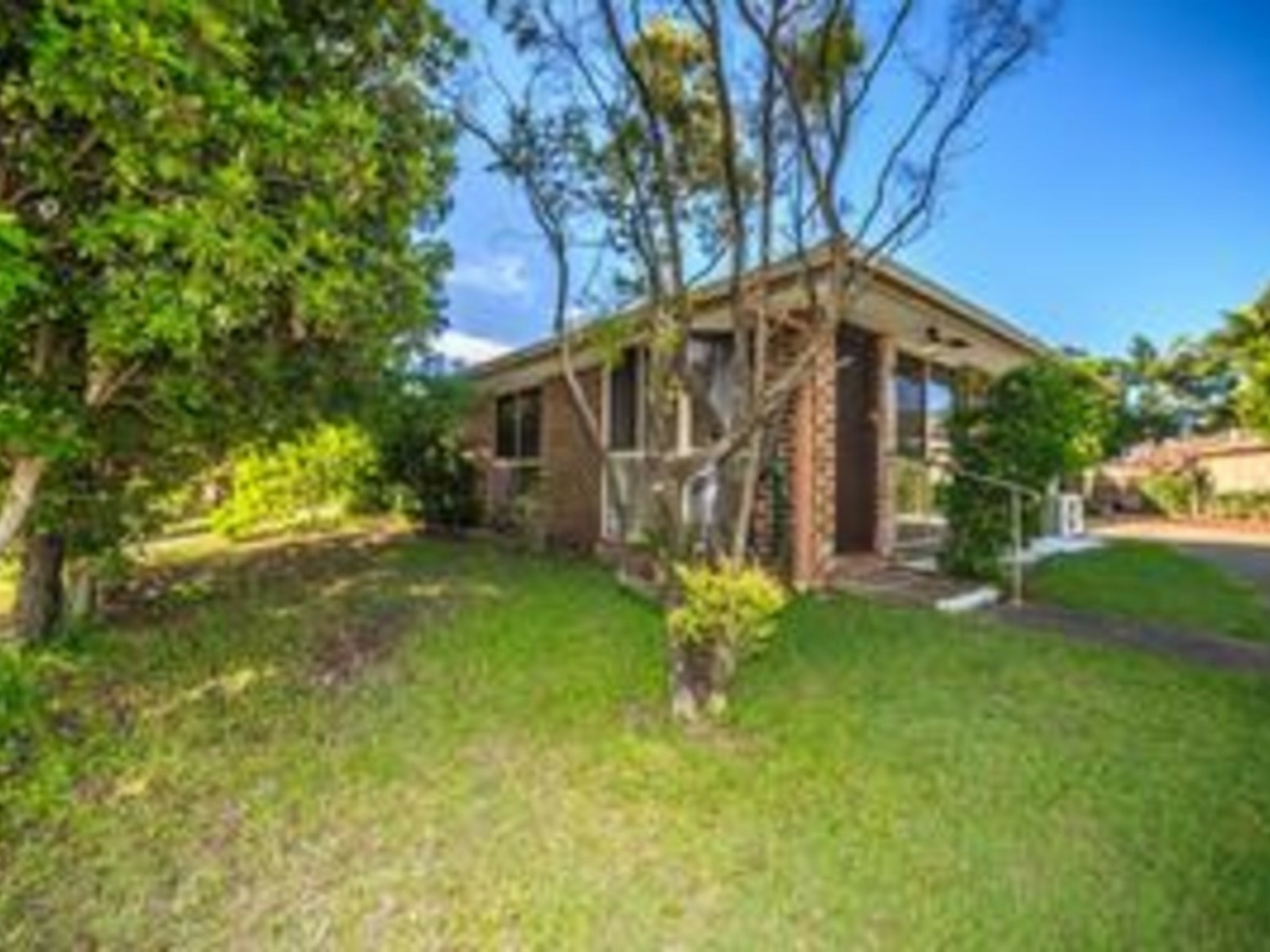 1/7 Napper Road, ARUNDEL