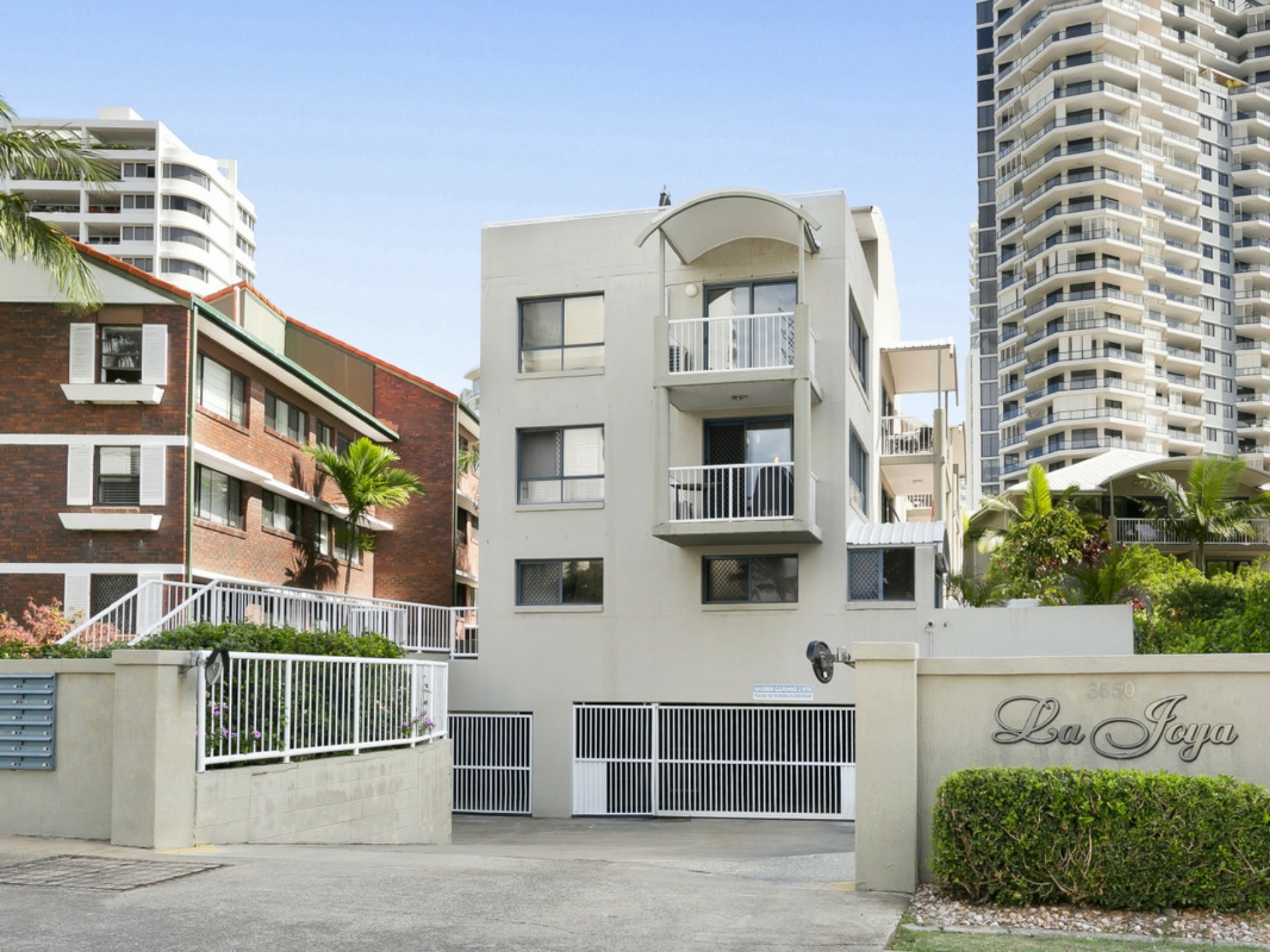5-3650-main-beach-parade-main-beach-qld-property-details-lj-hooker