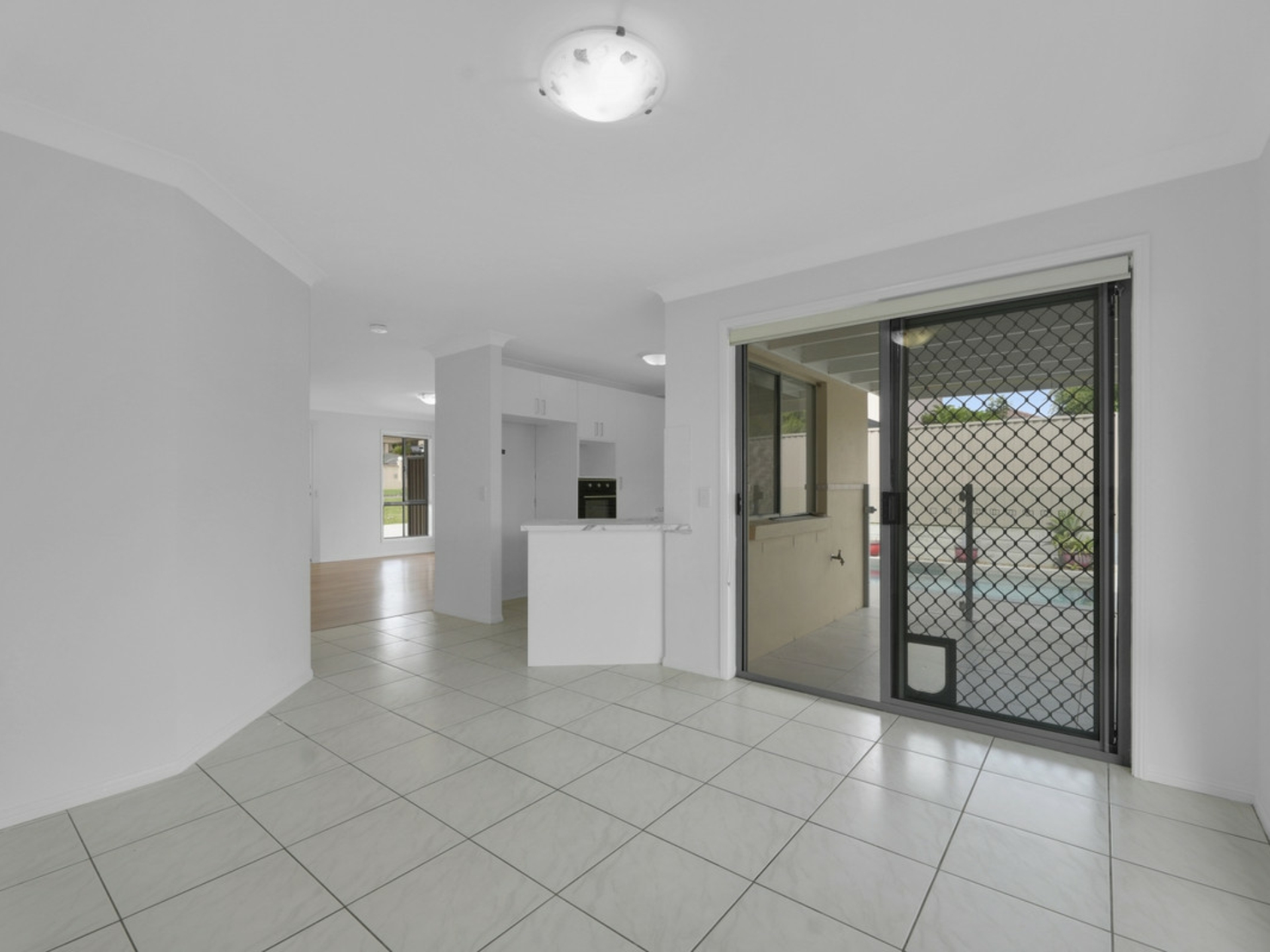 1/106 Greenacre Drive, PARKWOOD