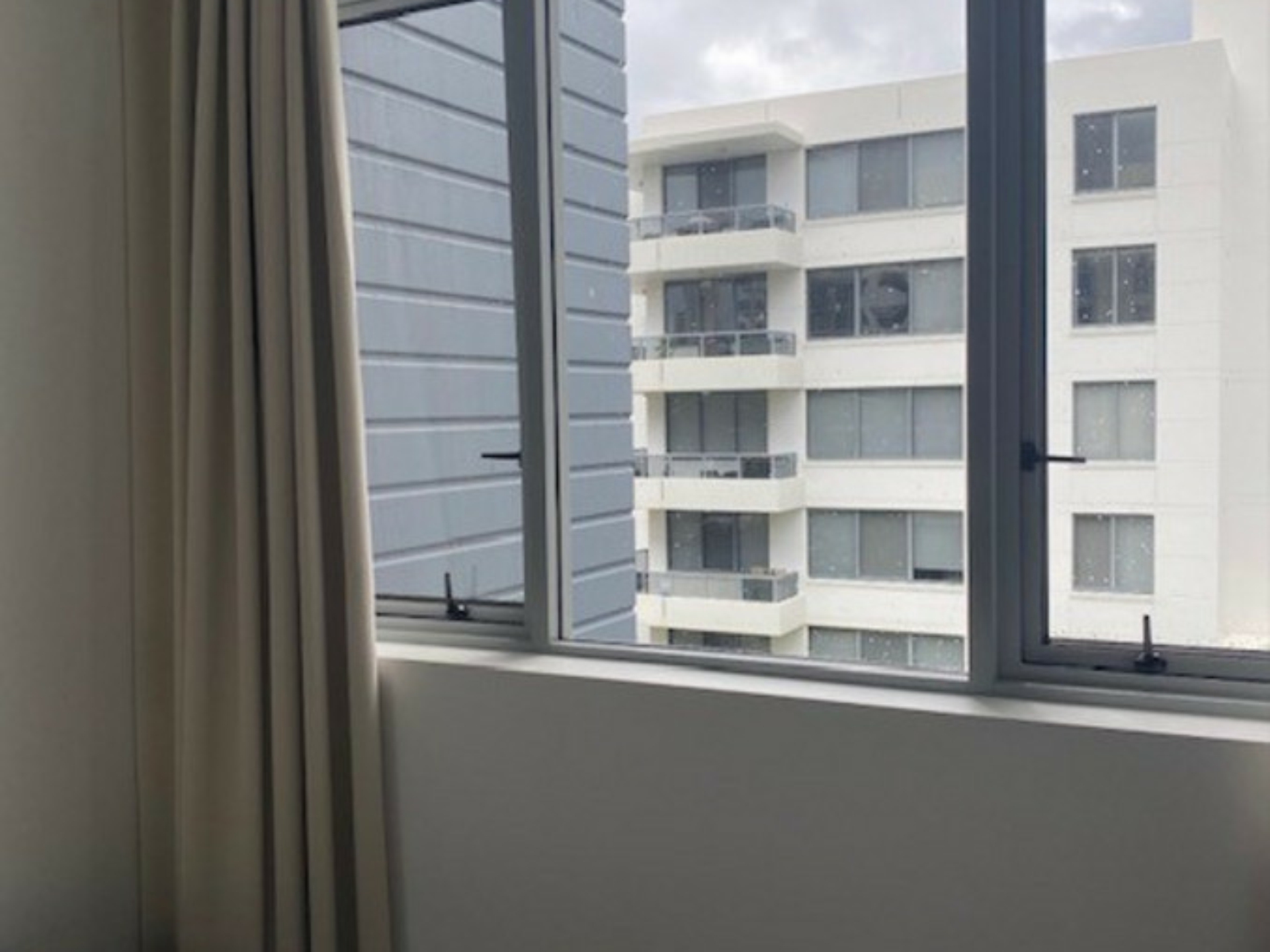 515/6 Aqua Street, SOUTHPORT