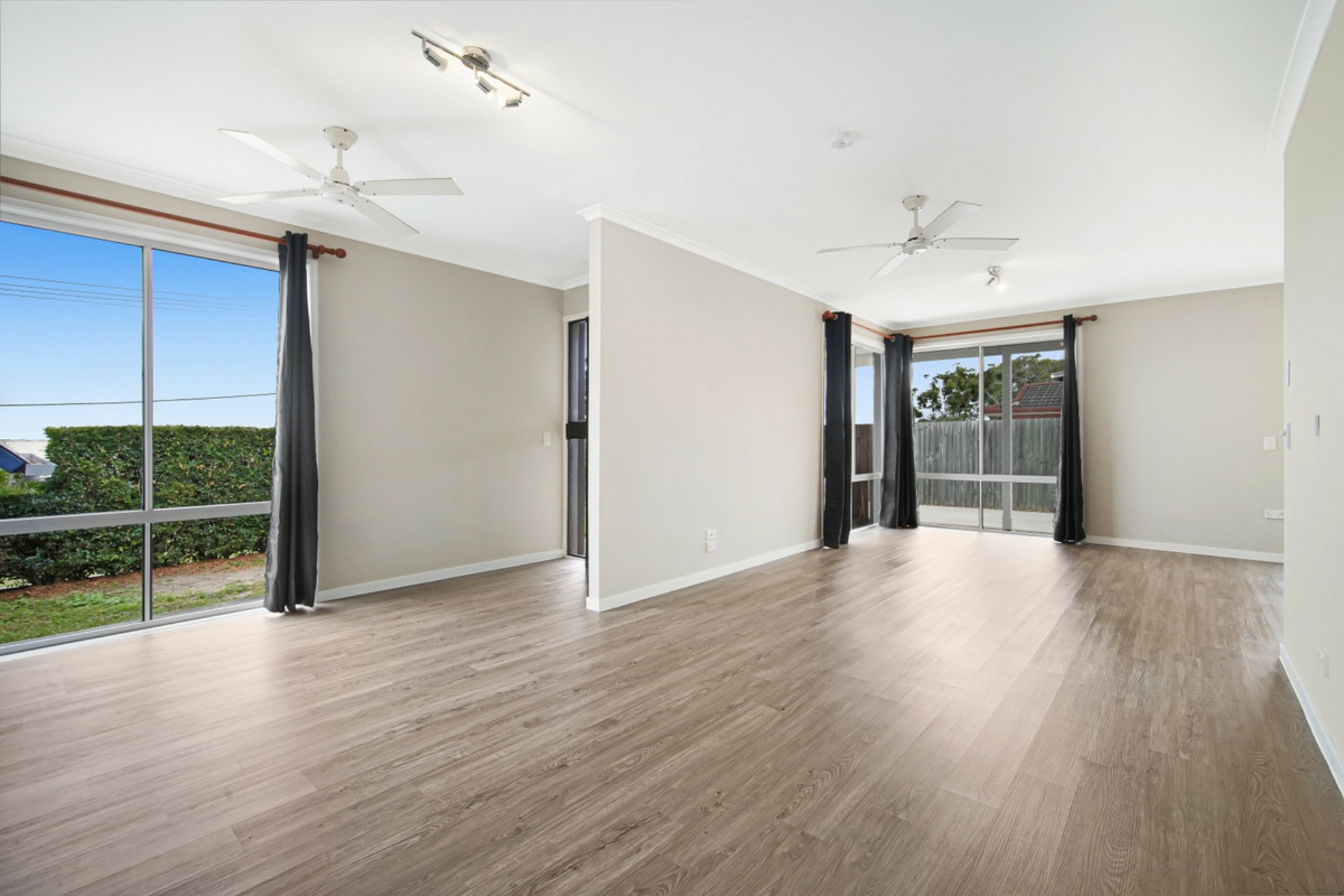 15 Aaron Street, COOMERA