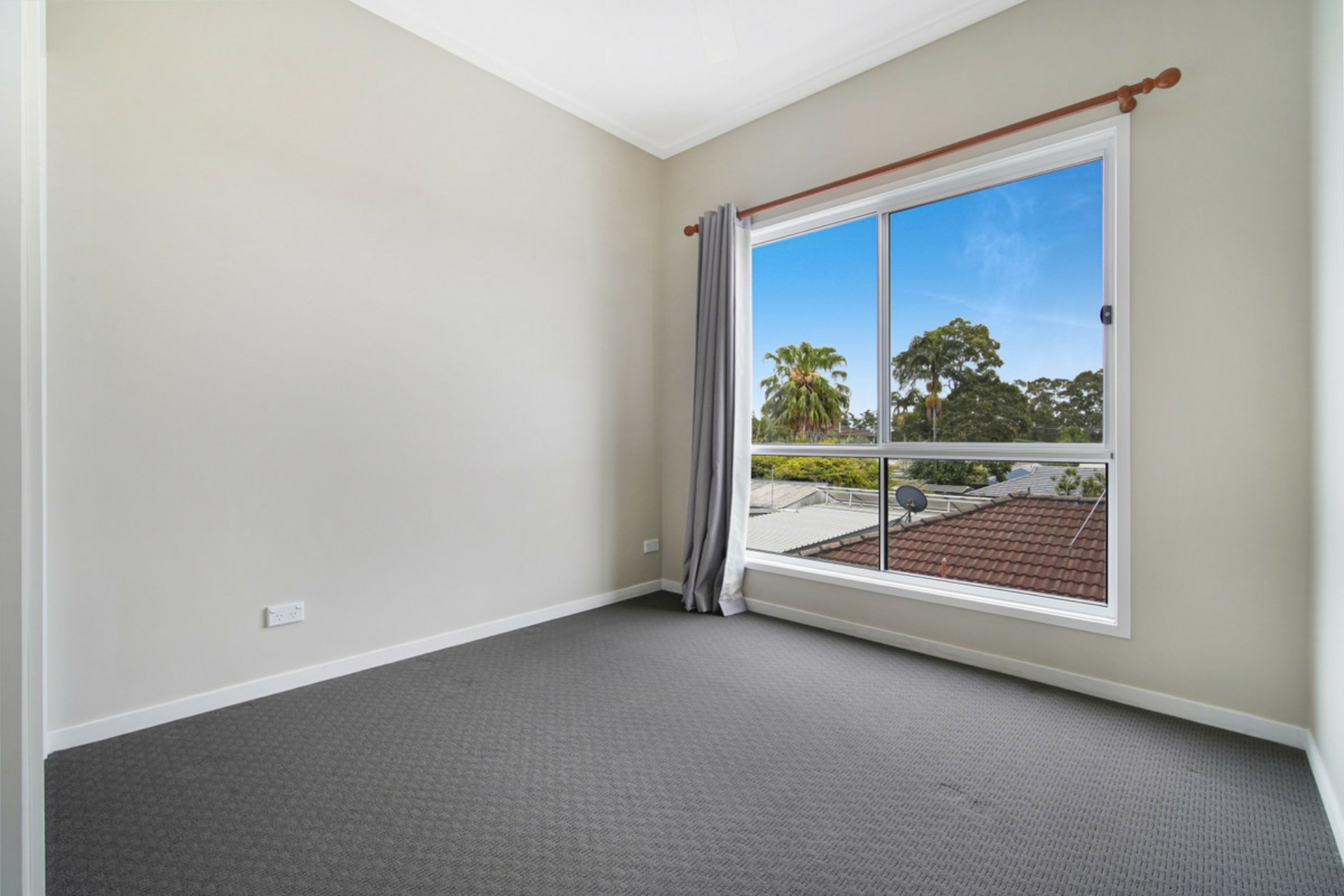 15 Aaron Street, COOMERA