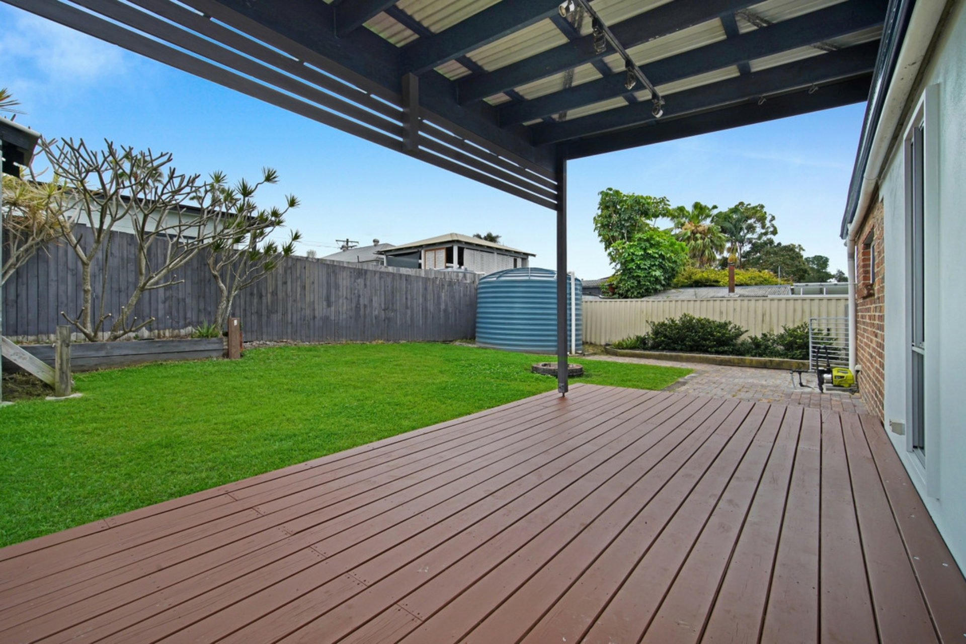 15 Aaron Street, COOMERA