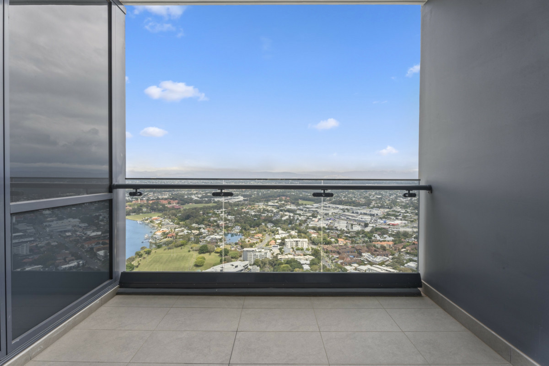 5311/2 Como Crescent, SOUTHPORT