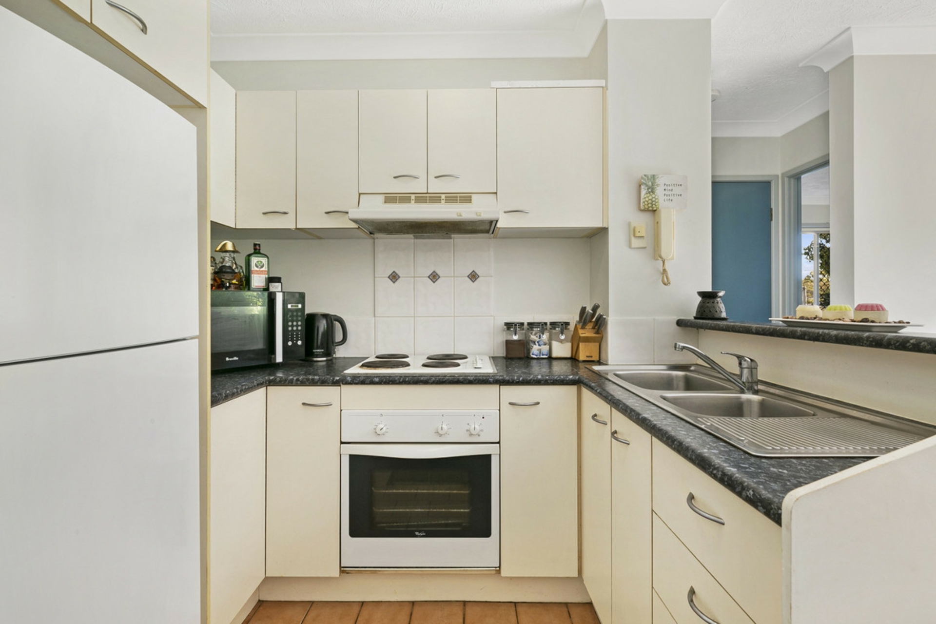 5/14-16 Spendelove Avenue, SOUTHPORT