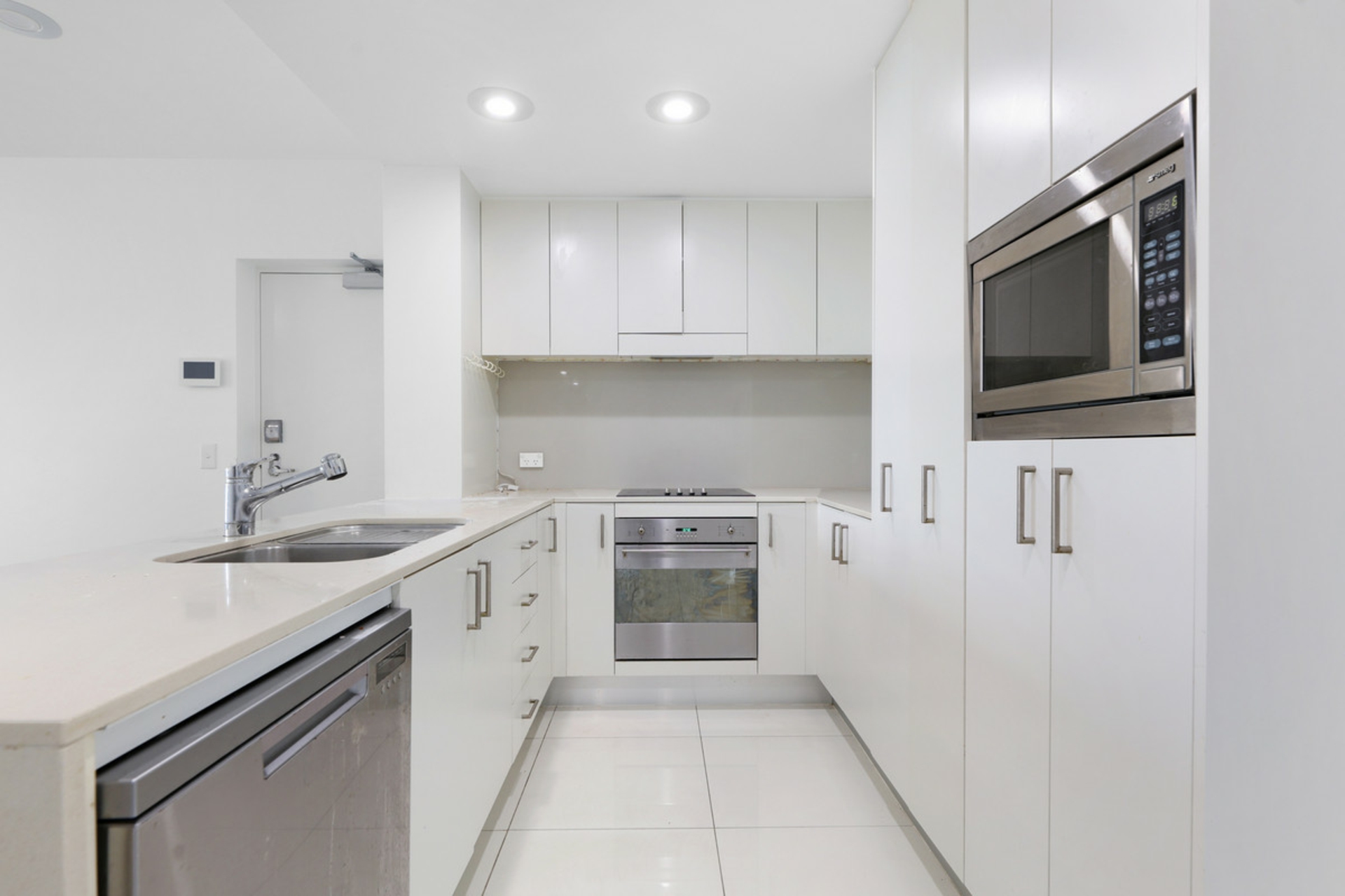 702/34 Scarborough Street, SOUTHPORT