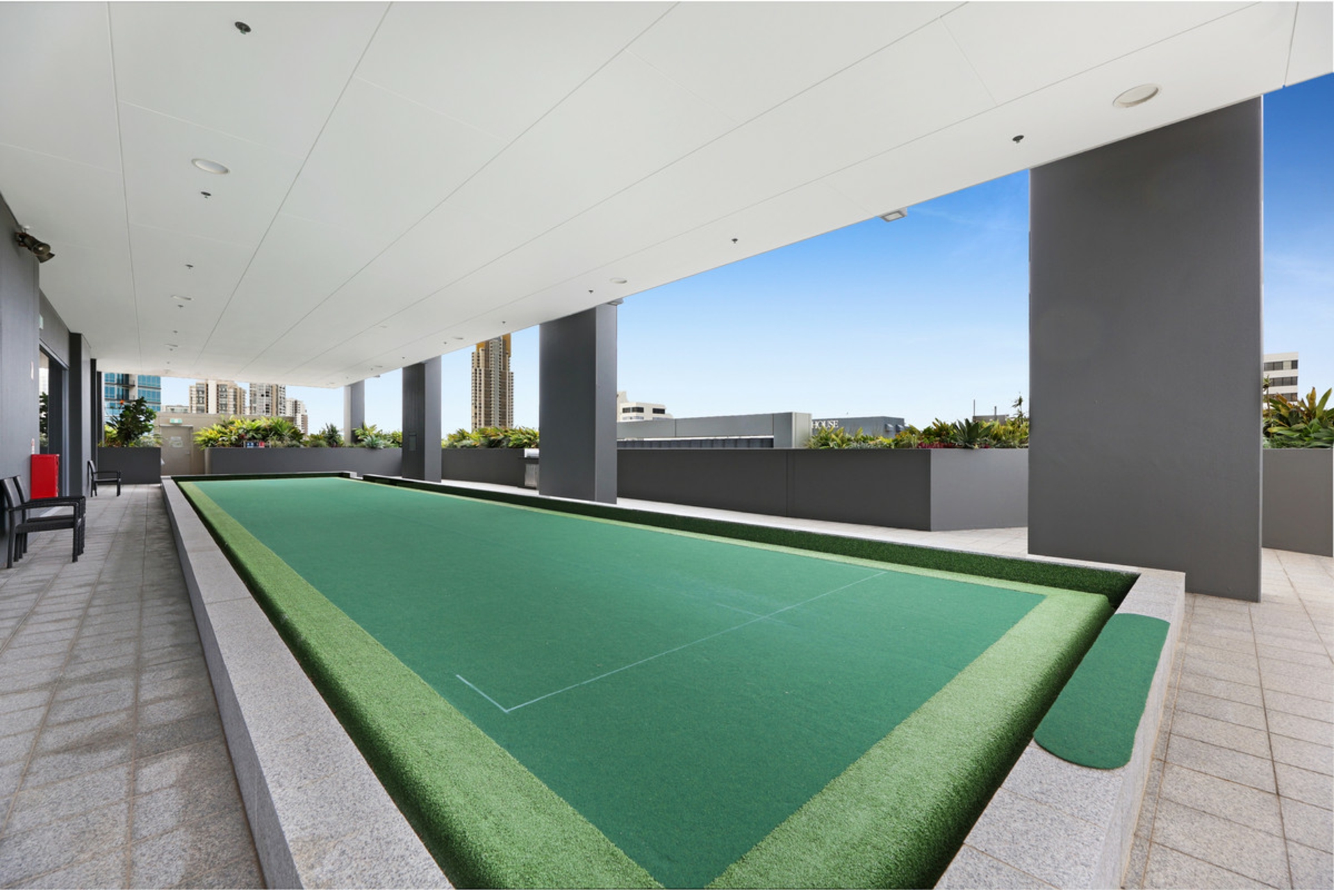 702/34 Scarborough Street, SOUTHPORT