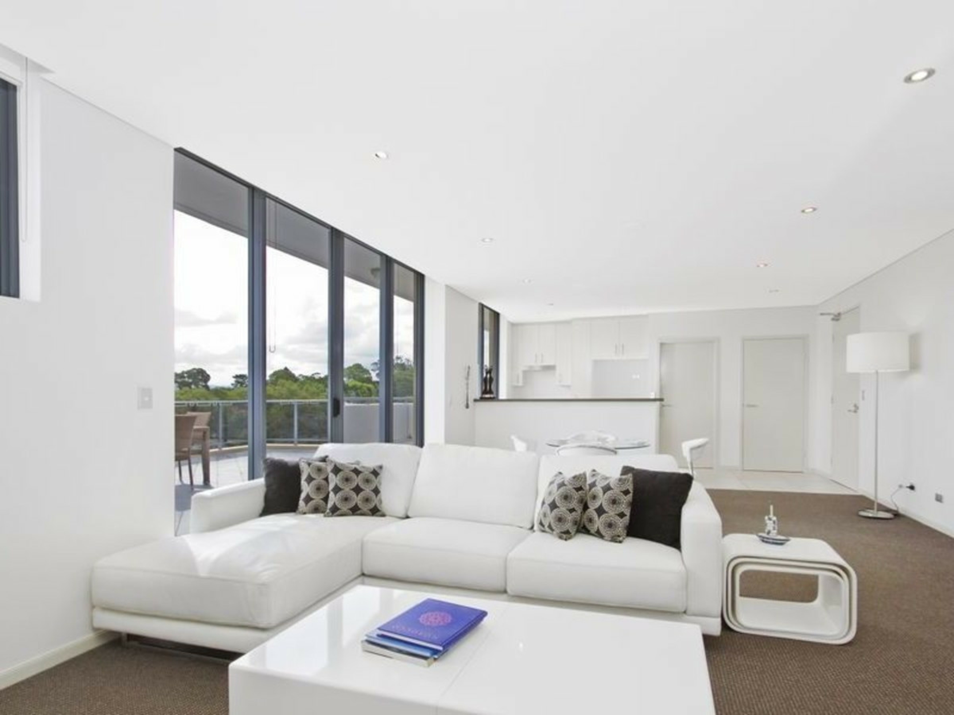 619/1-3 Aqua Street, SOUTHPORT