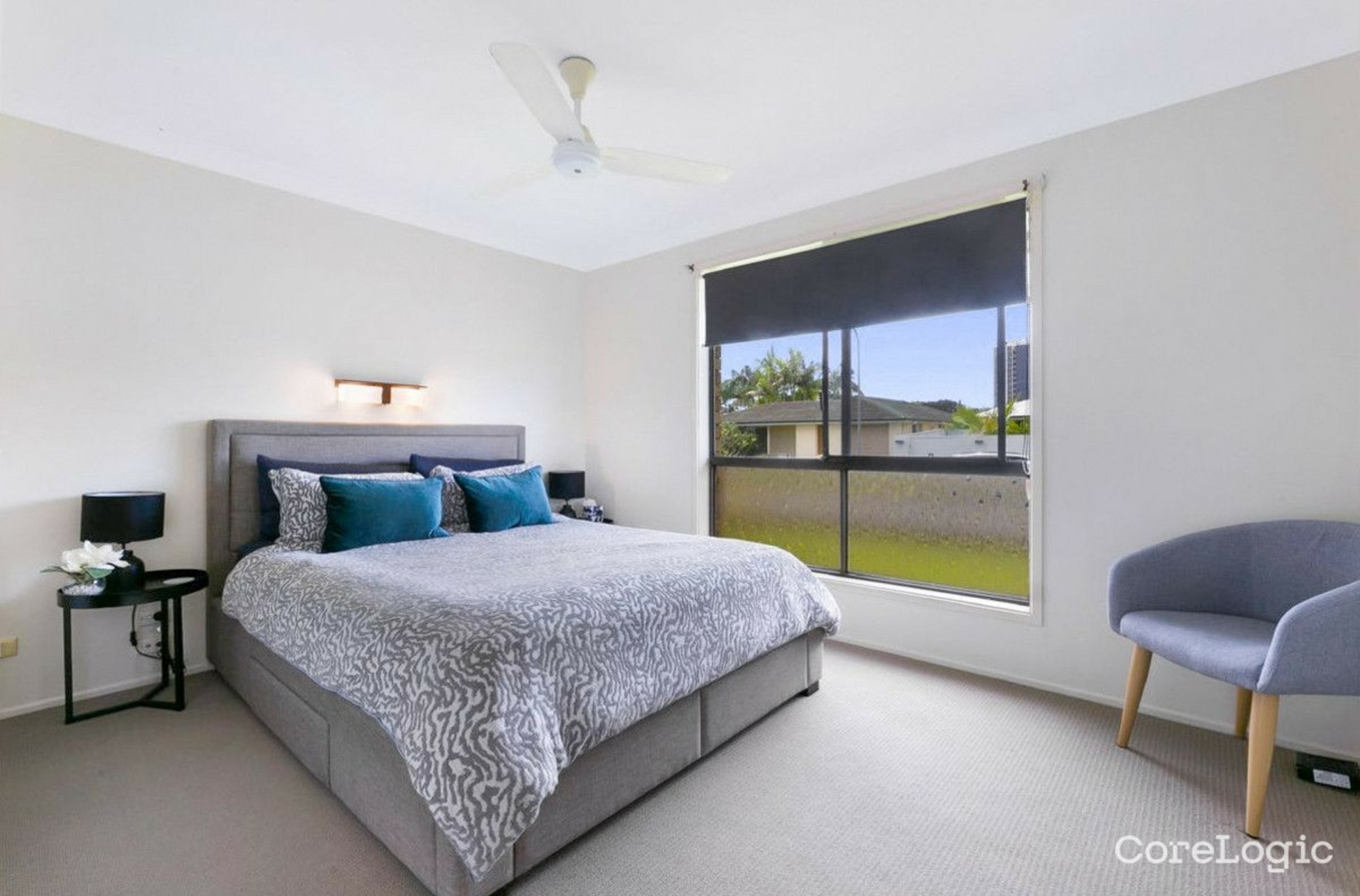 7 Babbler Court, BURLEIGH WATERS