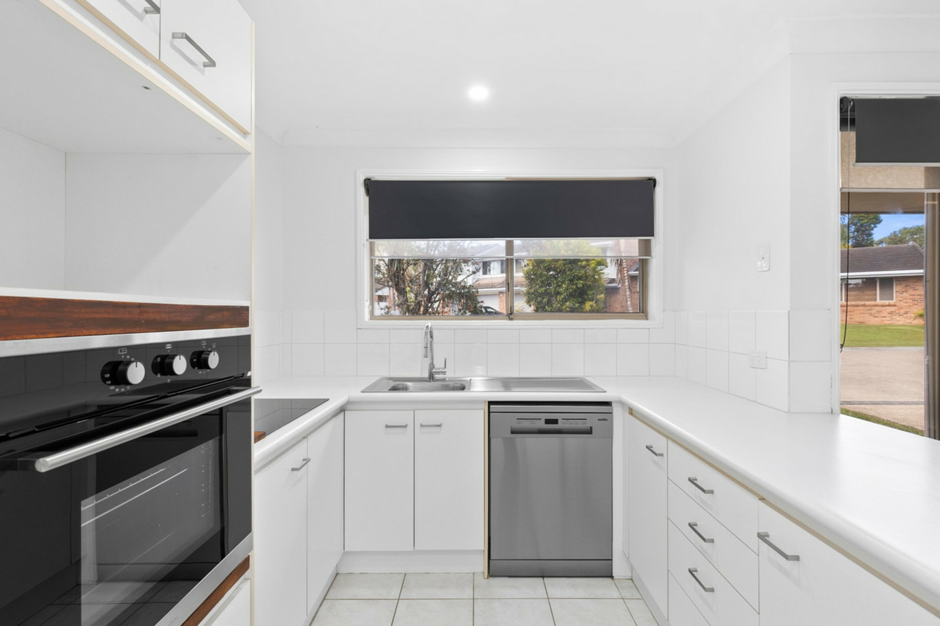 58/33 Edmund Rice Drive, SOUTHPORT