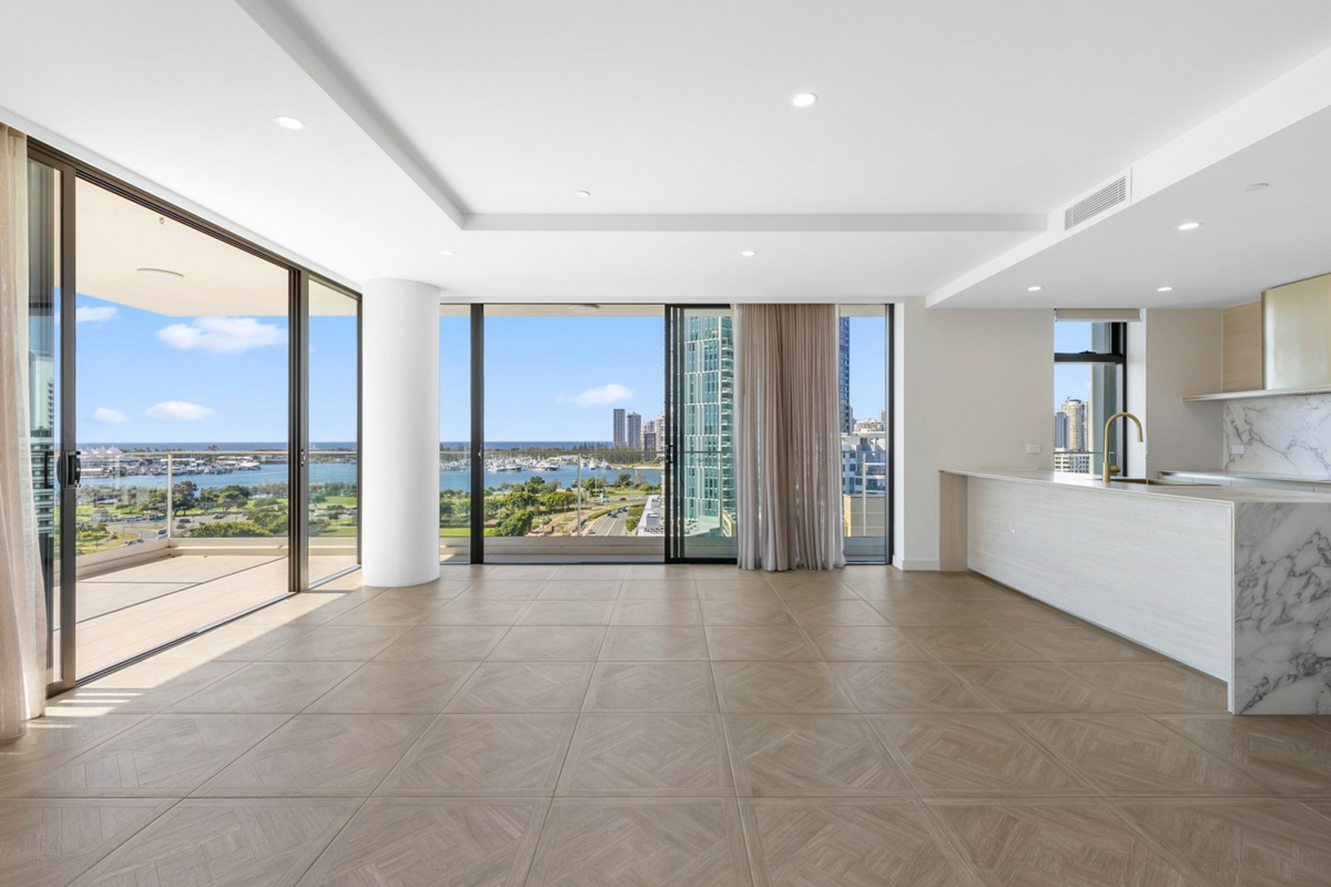 906/24 Queen Street, SOUTHPORT