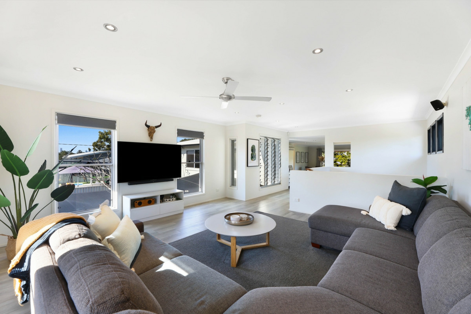 16 Tasman Avenue, MOLENDINAR