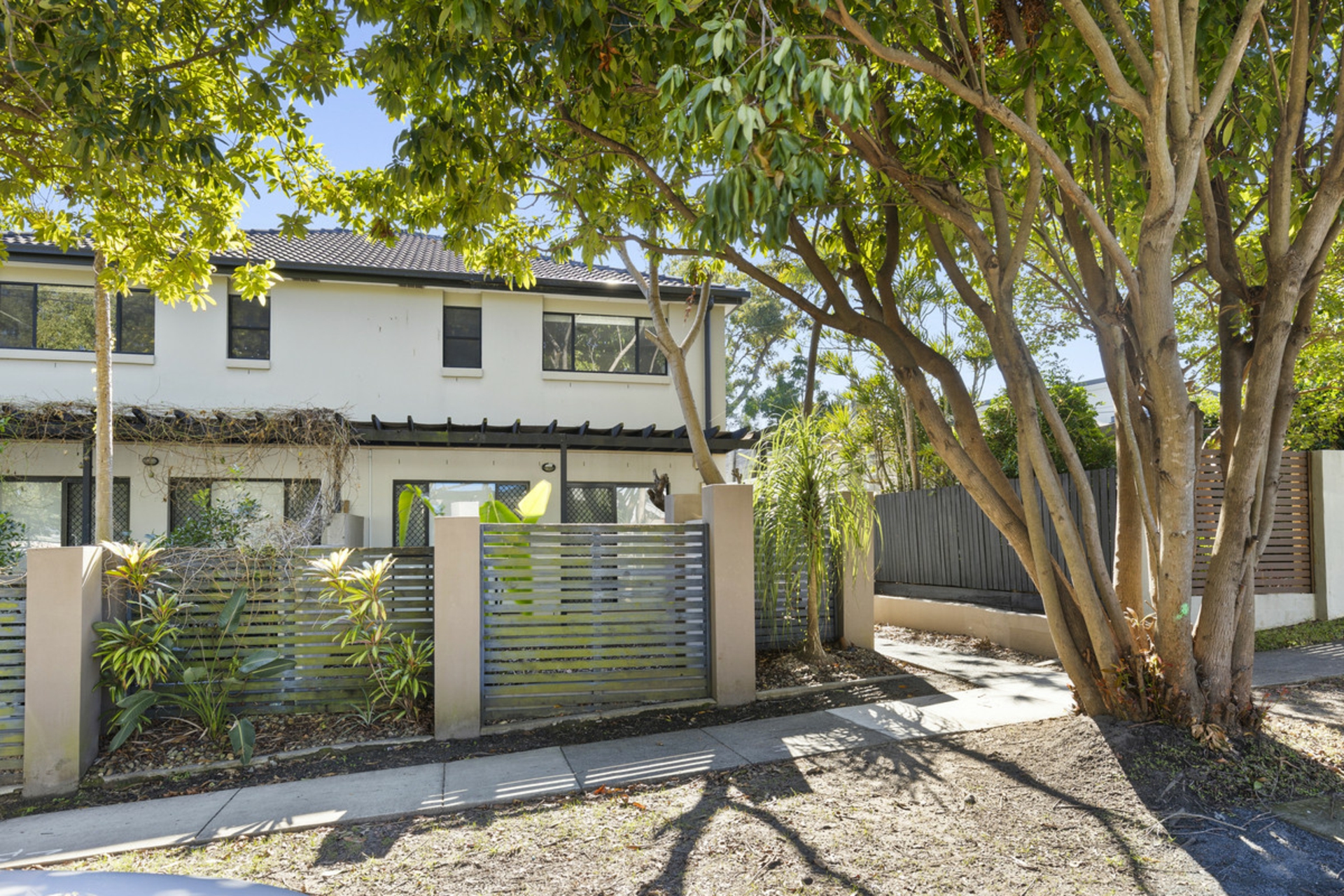 2/53 Gordon Street, LABRADOR