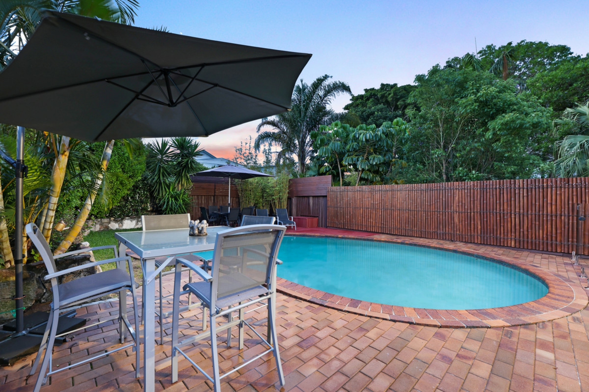 16 Sydney Street, LABRADOR
