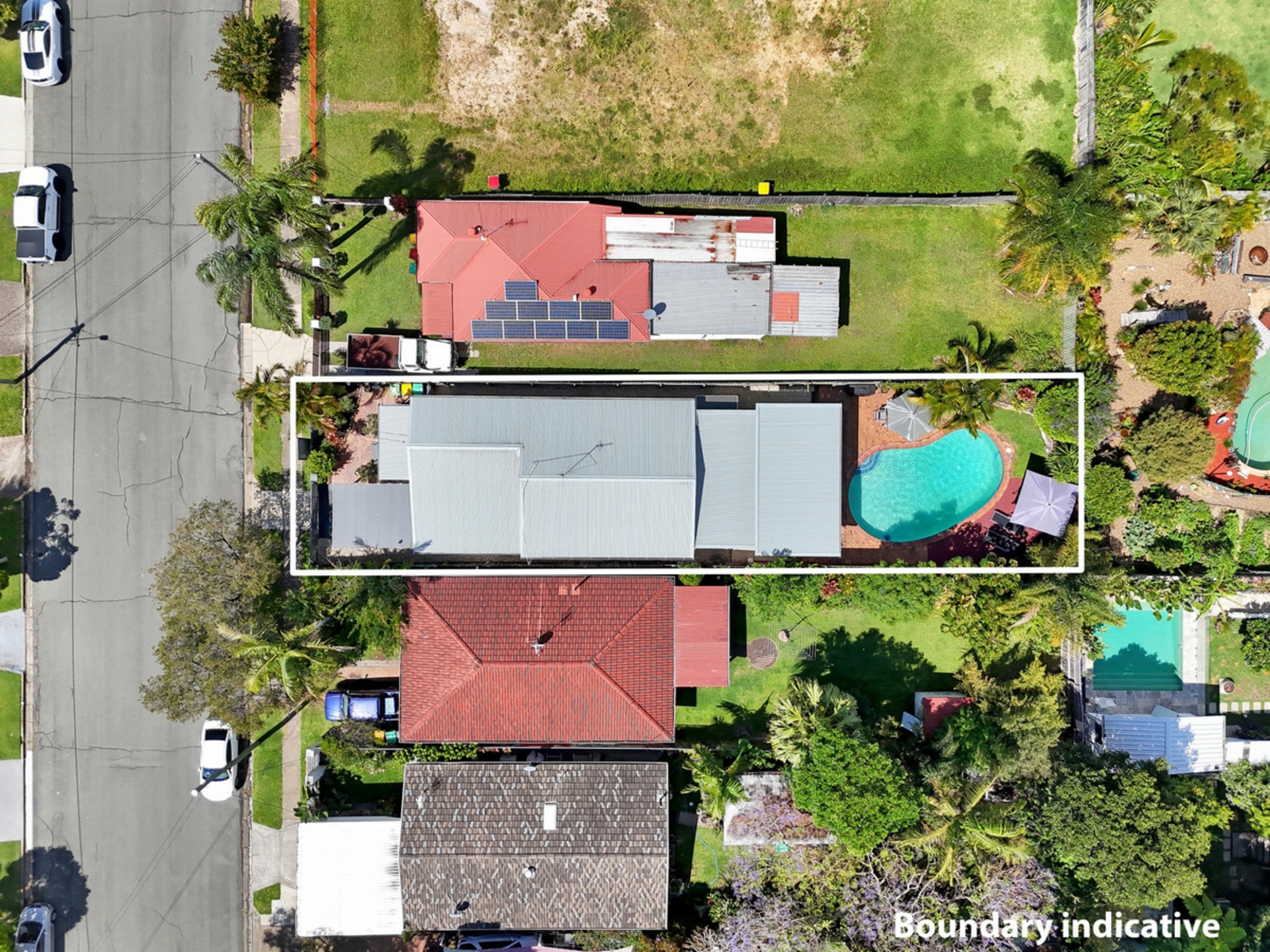 16 Sydney Street, LABRADOR