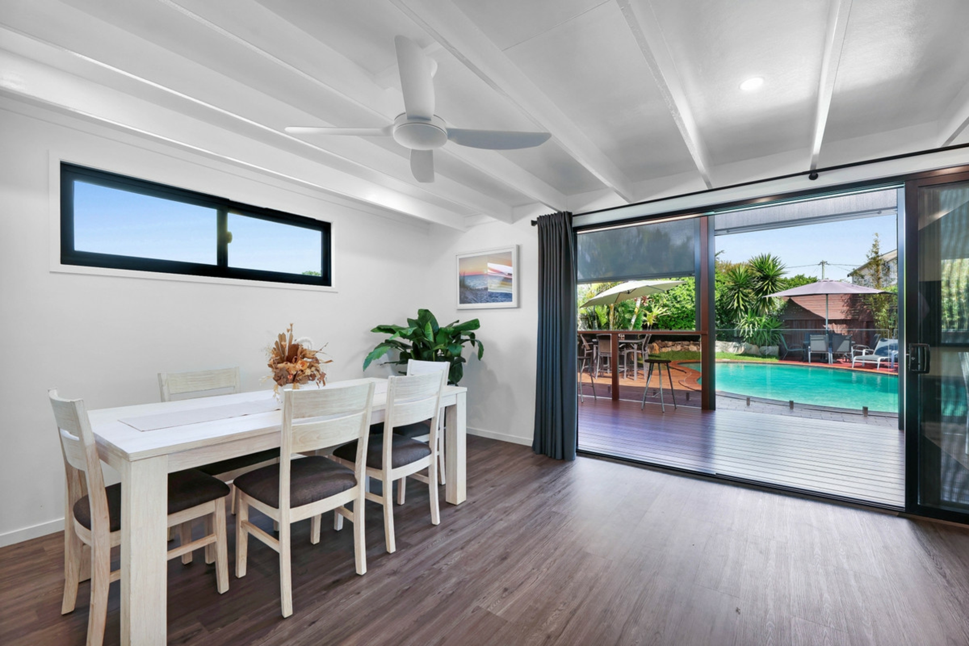 16 Sydney Street, LABRADOR