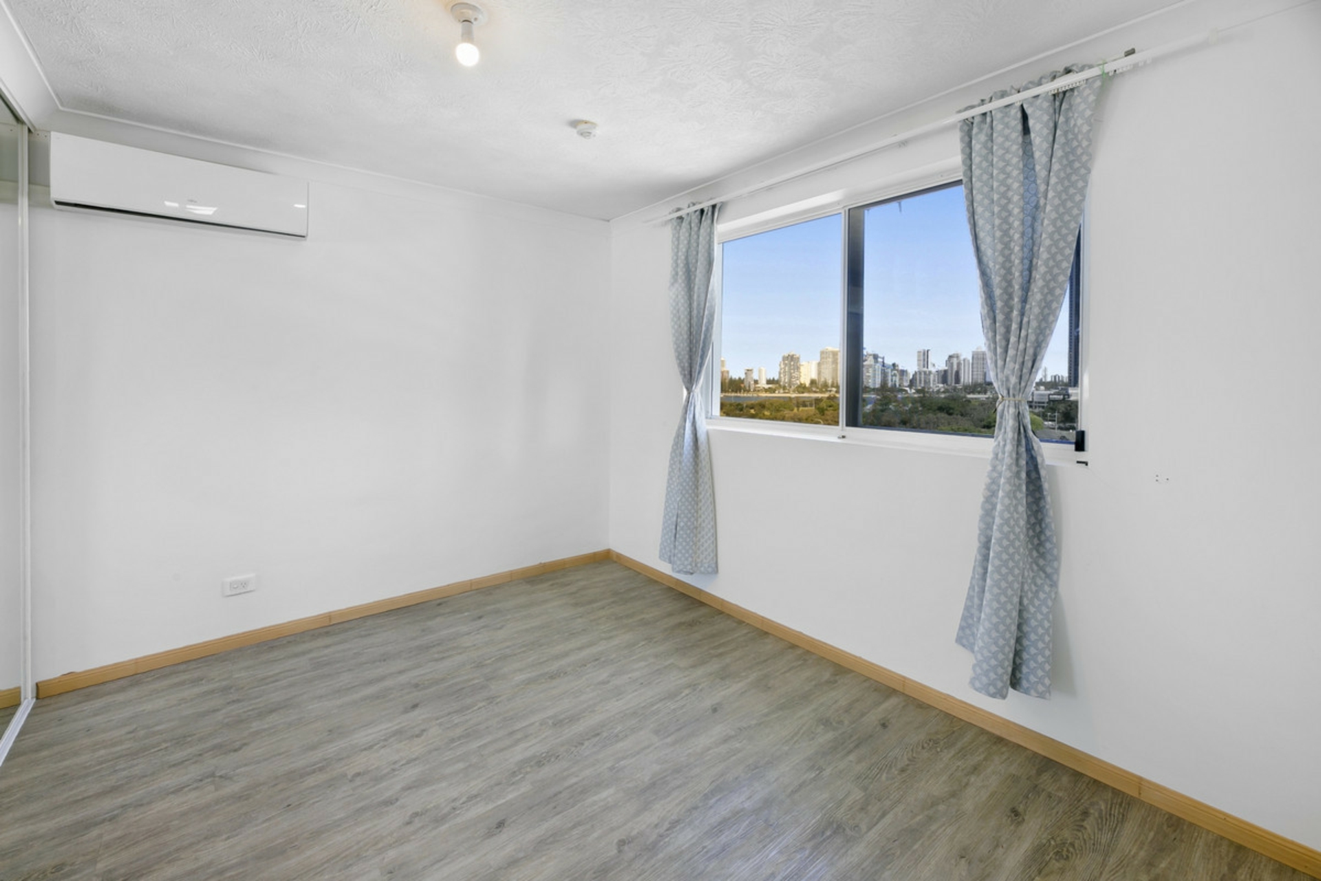 58/30 Marine Parade, SOUTHPORT
