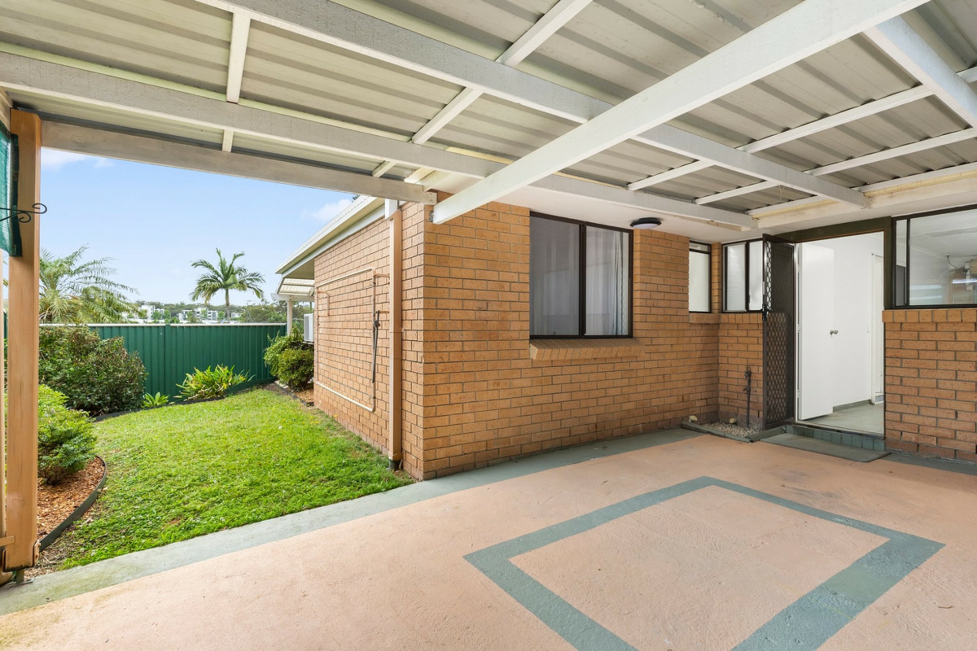 1/14 Botanical Drive, LABRADOR