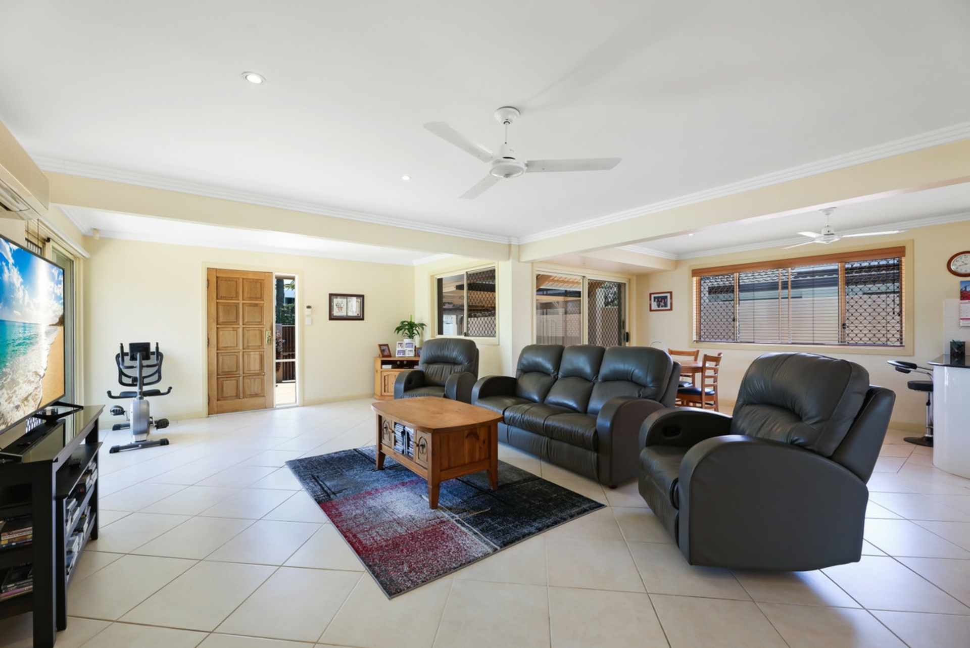 150 Monaco Street, BROADBEACH WATERS