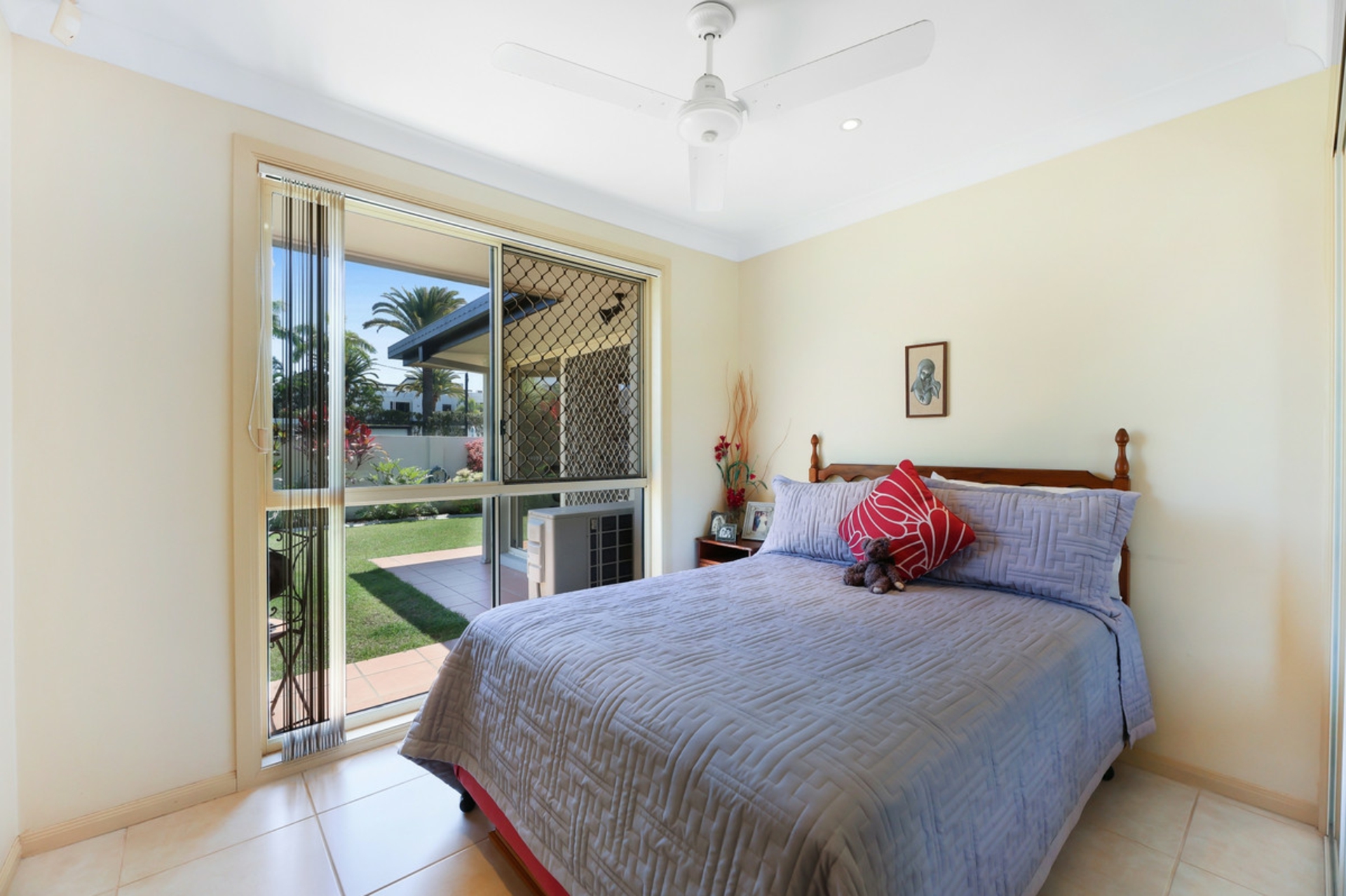 150 Monaco Street, BROADBEACH WATERS