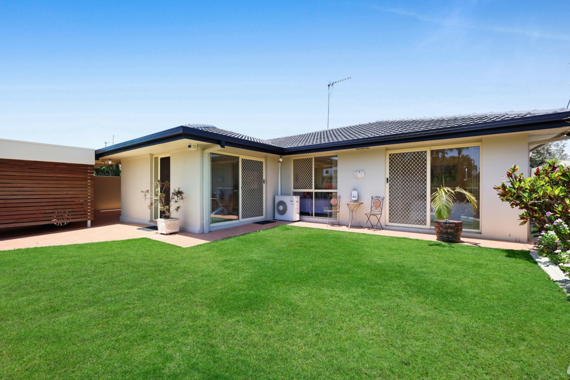 150 Monaco Street, BROADBEACH WATERS