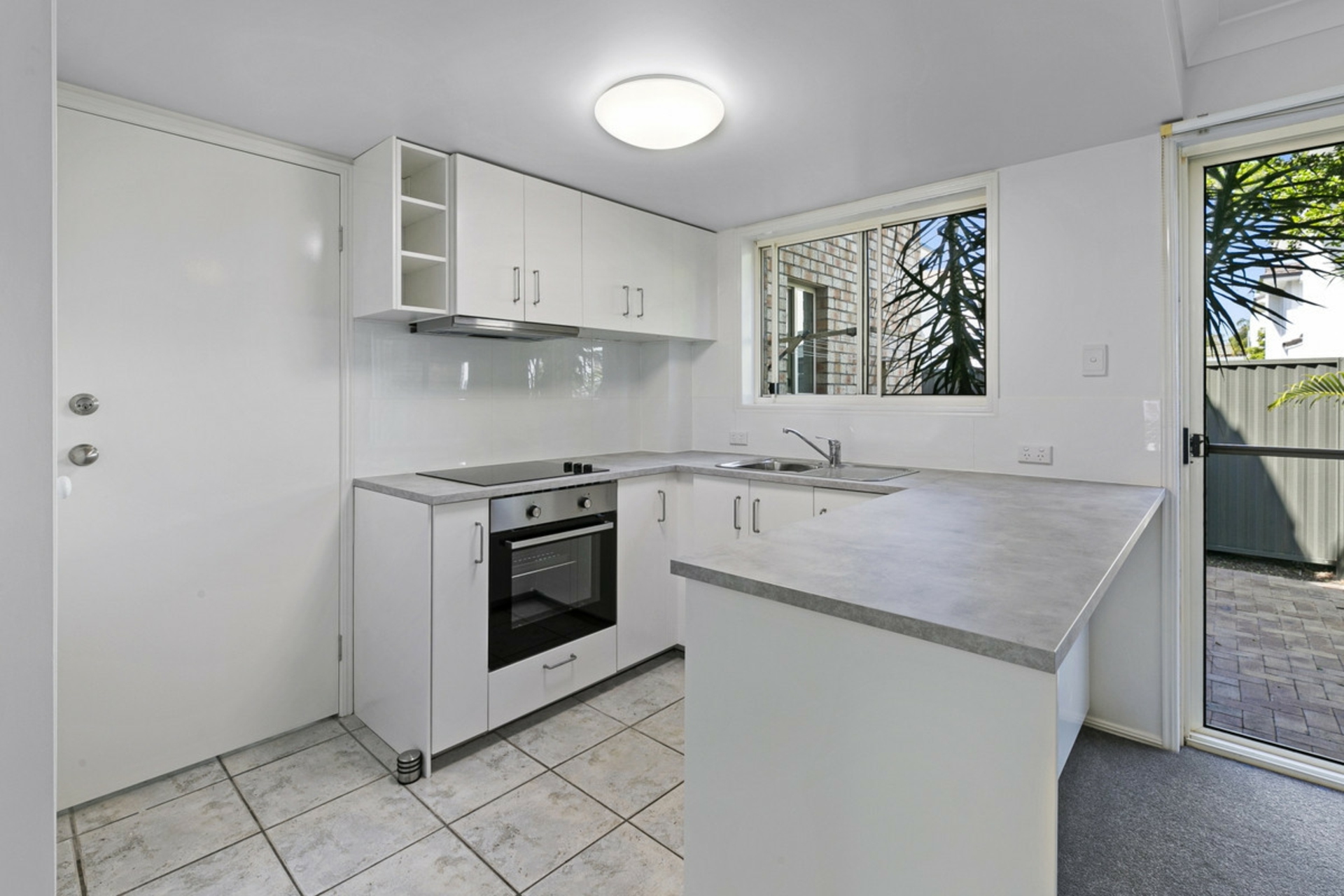 12/19 Blake Street, SOUTHPORT