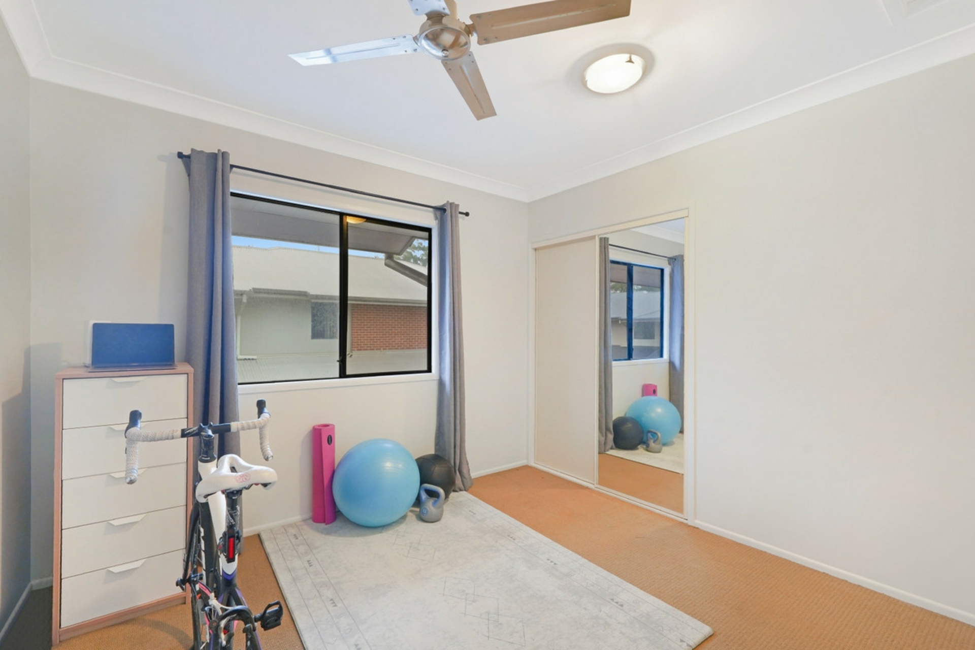 2/170 Whiting Street, LABRADOR