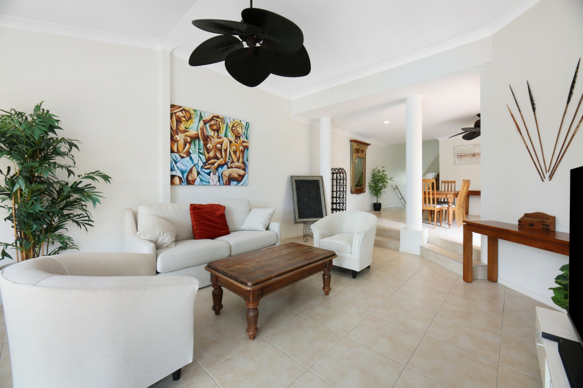 125/125 Santa Cruz Boulevard, CLEAR ISLAND WATERS