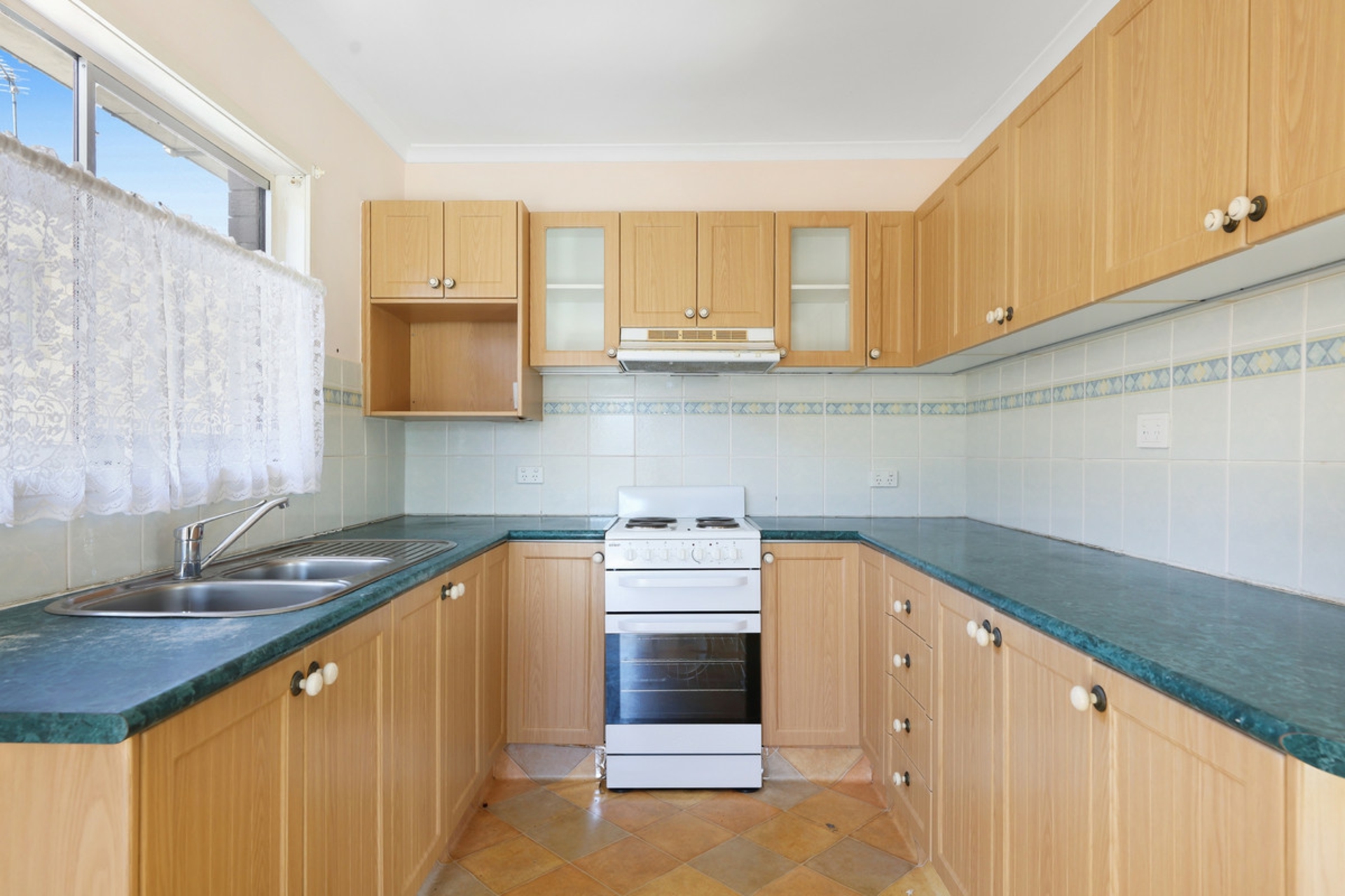 26 Bordeaux Parade, MERMAID WATERS