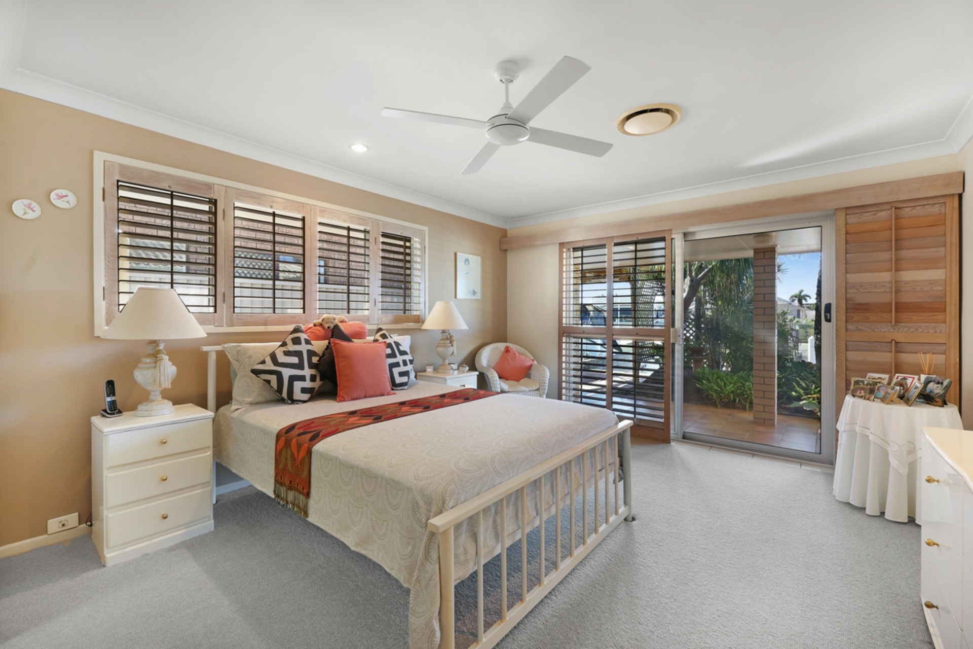 35 Oxley Drive, PARADISE POINT
