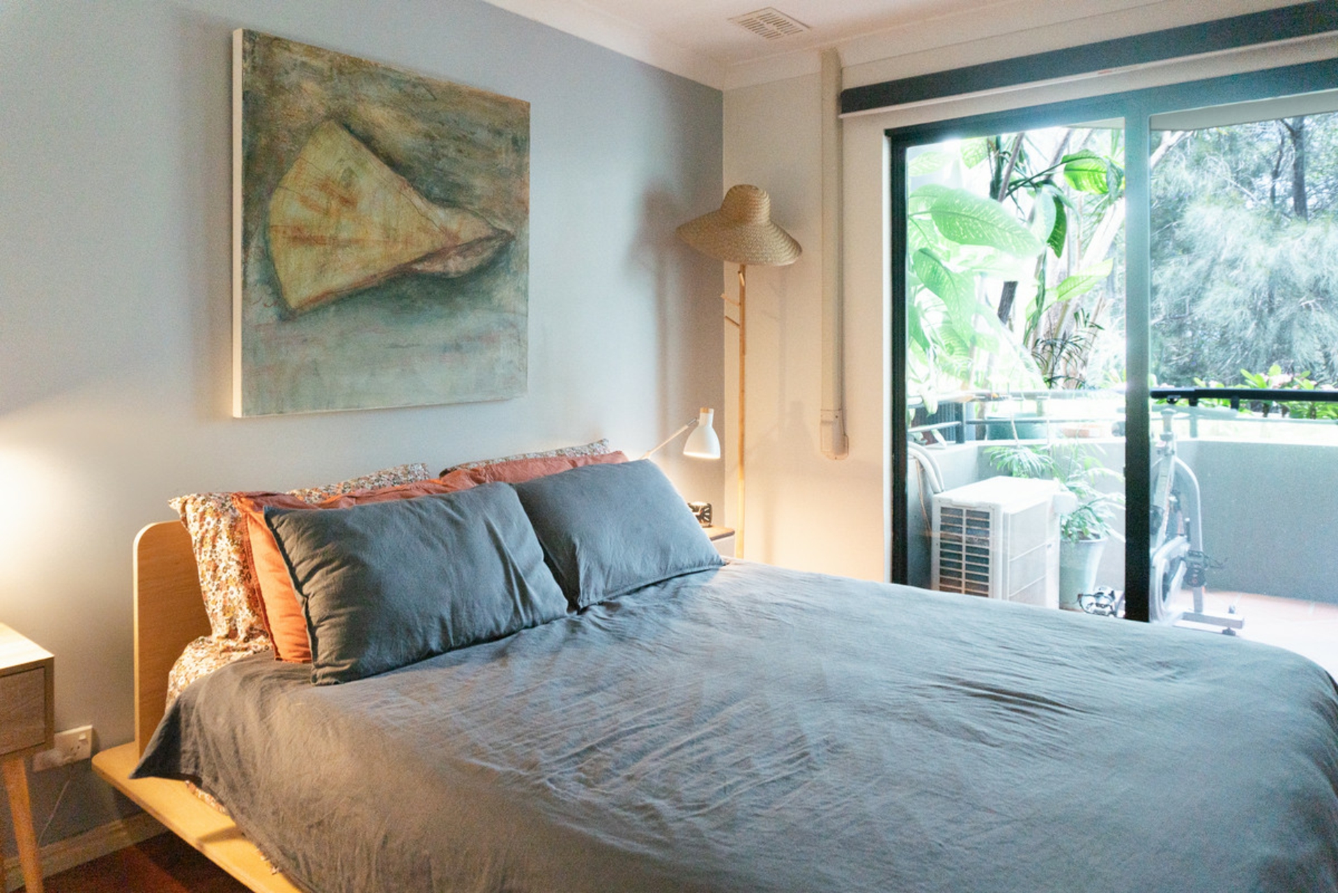 E8/1 Great Hall Drive, MIAMI