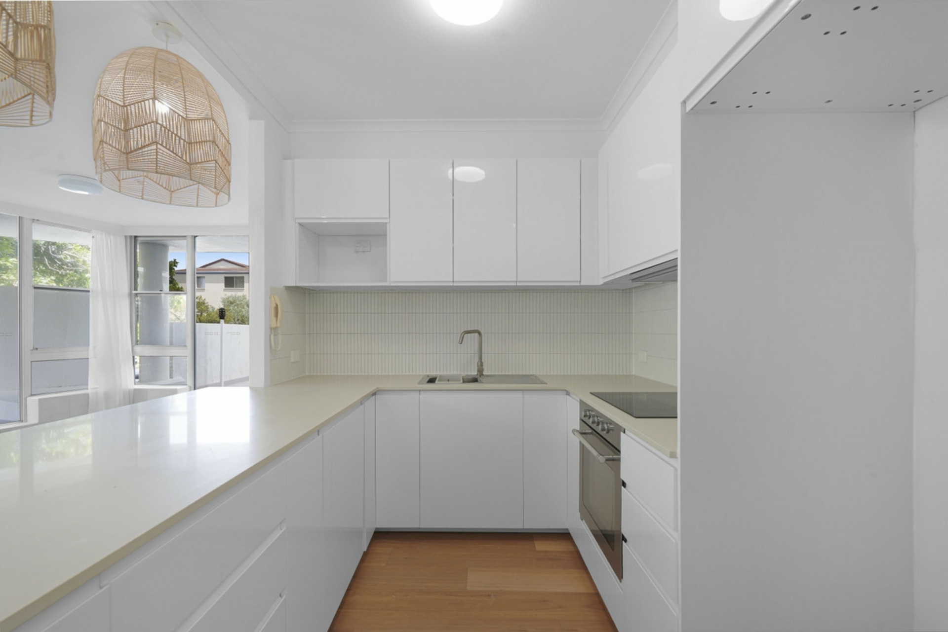 1/15 Brighton Street — photo 3 of 15