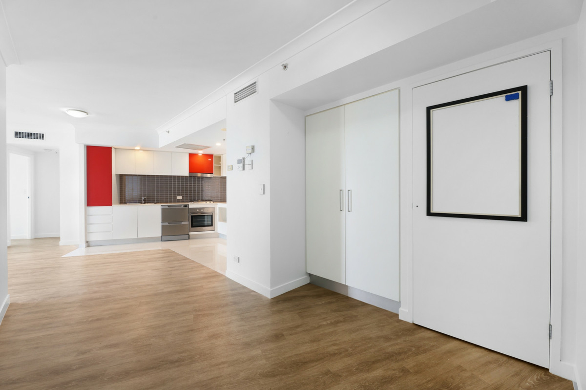 21705/5 Lawson Street — photo 13 of 30