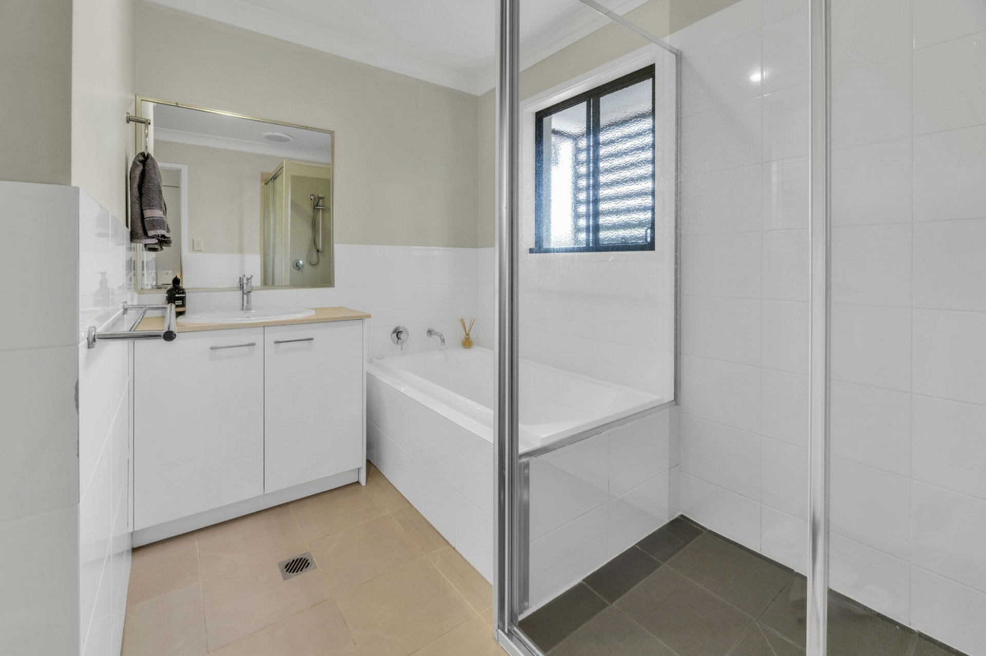 4/139 Cotlew Street — photo 19 of 23