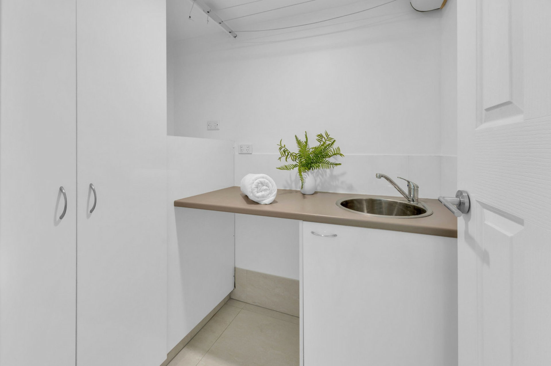 805/5-25 Enderley Avenue — photo 12 of 16